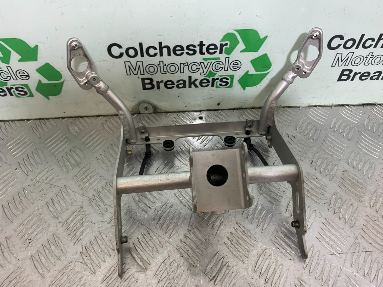 APRILIA RSV1000 RSV 1000 MILLE FAIRING BRACKET   1998- 2003 (CMB1184)