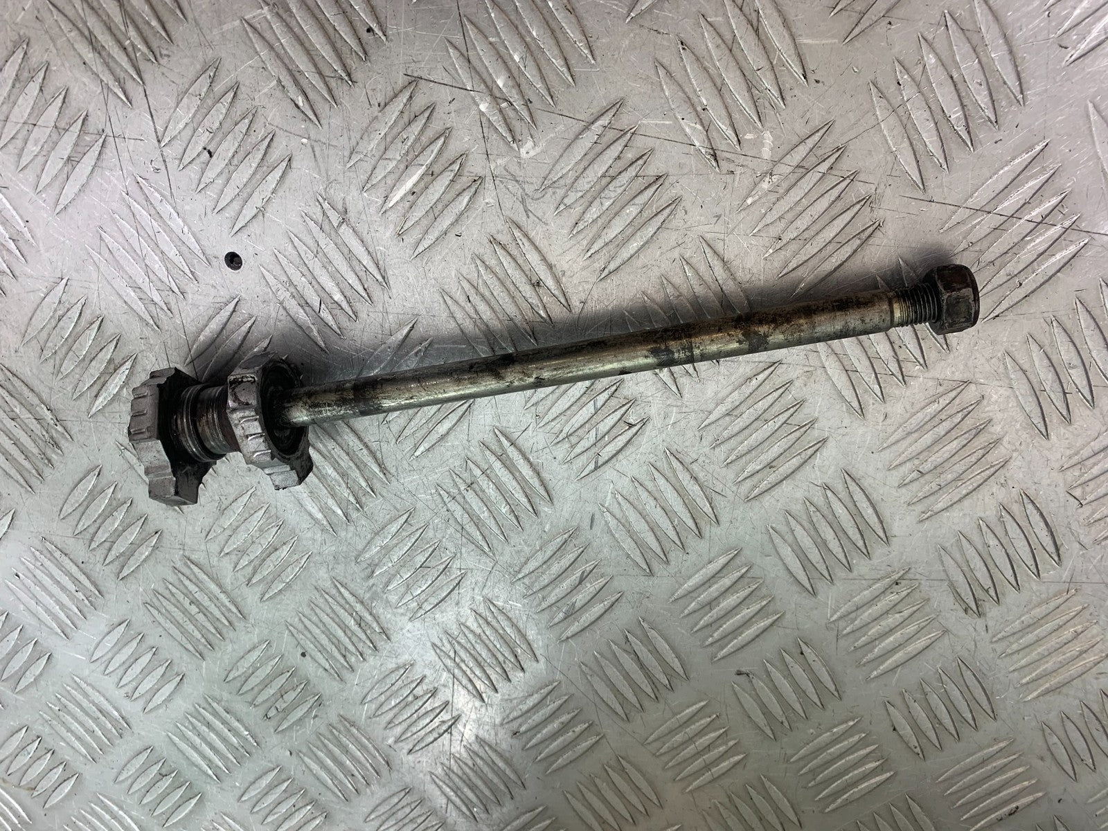 KTM DUKE 125 REAR WHEEL SPINDLE YEAR 2012-2016 (CMB1317)