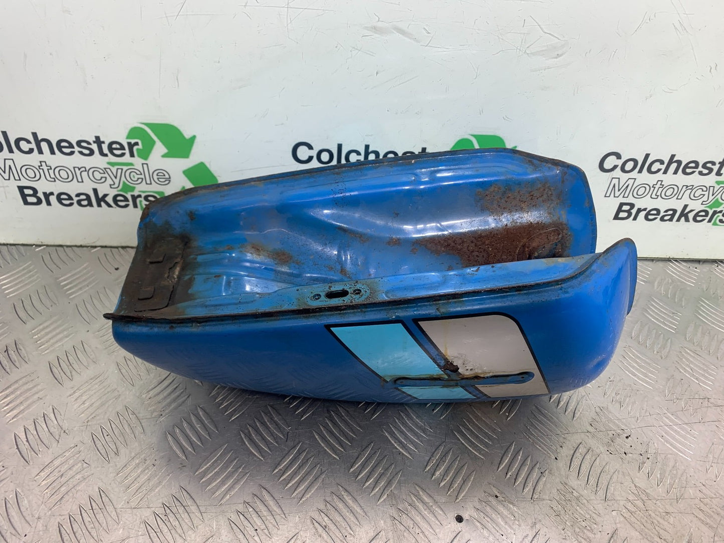 SUZUKI GP100 GP 100 PETROL TANK   YEAR 1978-1988 (CMB1259)