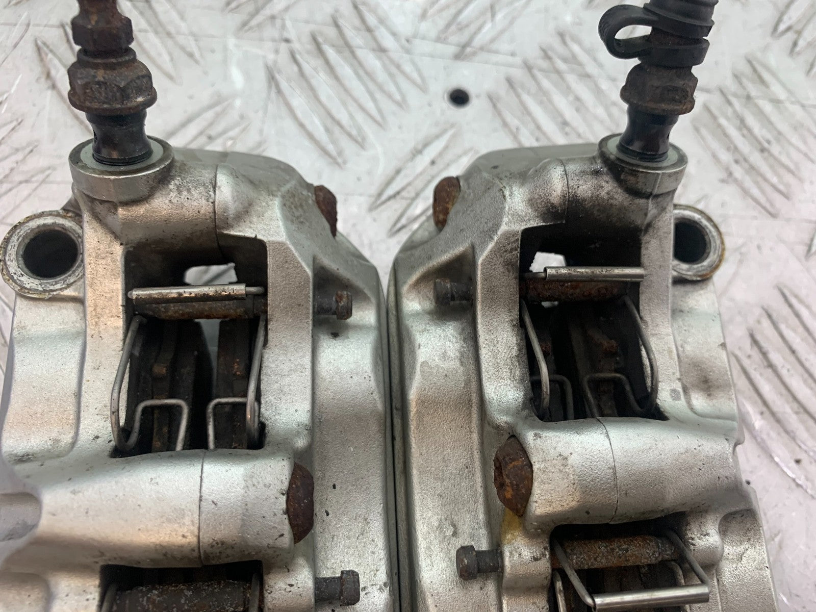 KTM 990 SUPER DUKE FRONT BRAKE CALIPERS YEAR 2007-2011  (CMB1207)