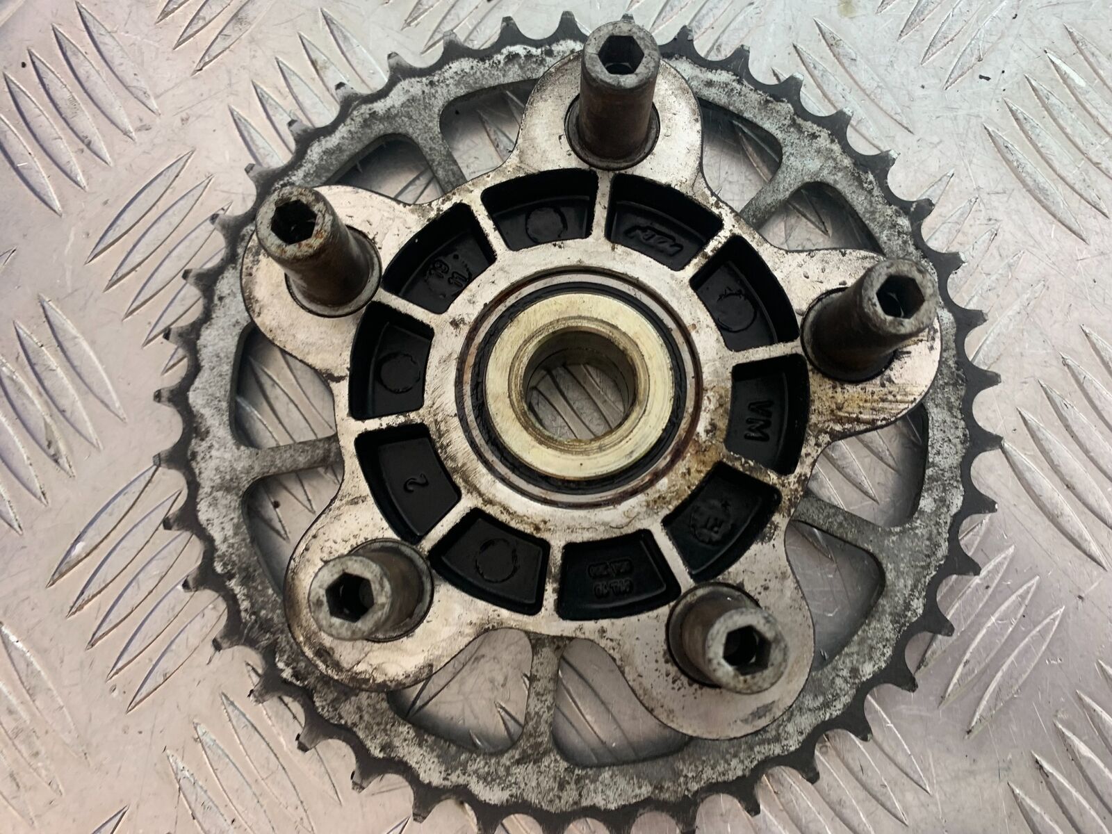 KTM 990 SUPERMOTO T REAR SPROCKET CARRIER   YEAR 2010-2011  (CMB1127)