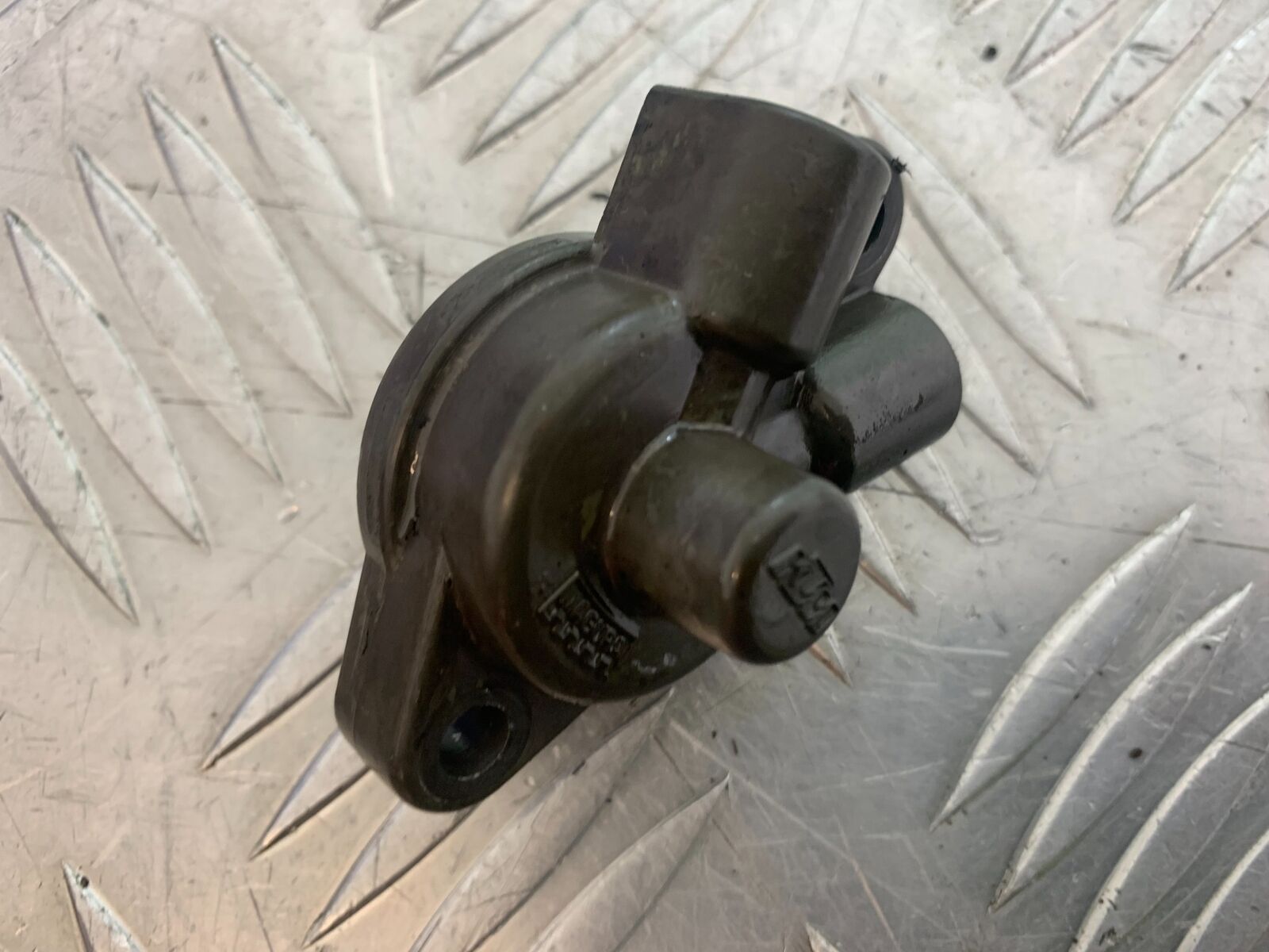 KTM 990 SUPERMOTO T CLUTCH SLAVE CYLINDER  YEAR 2010-2011  (CMB1127)