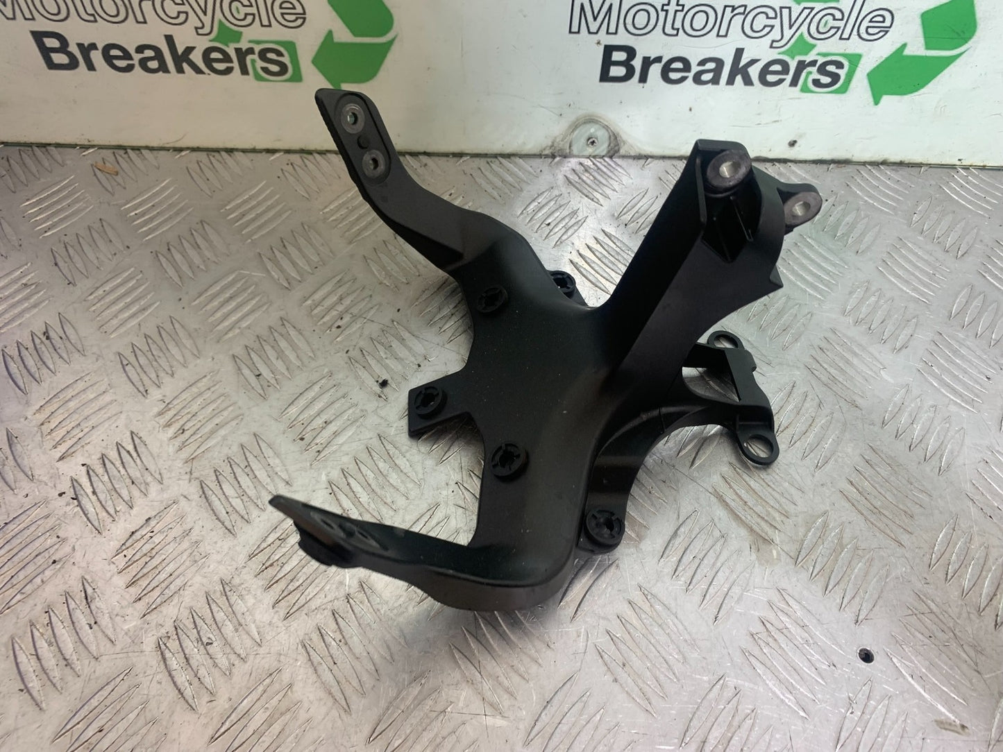 YAMAHA YZF R1 14 B BIG BANG FRONT SUBFRAME 2009-14 (CMB1175)