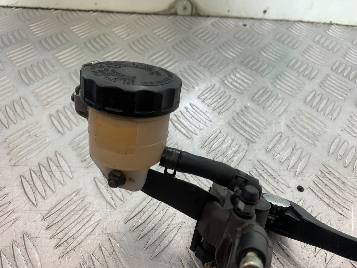 KAWASAKI Z1000 SX FRONT MASTER CYLINDER YEAR 2014-16 (CMB1264)