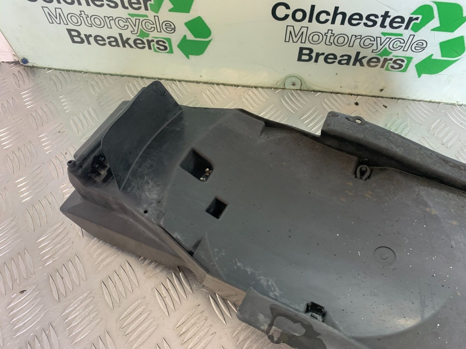 HONDA CBR 929 RRY FIREBLADE REAR MUDGUARD  YEAR 2000-01 (CMB1094)