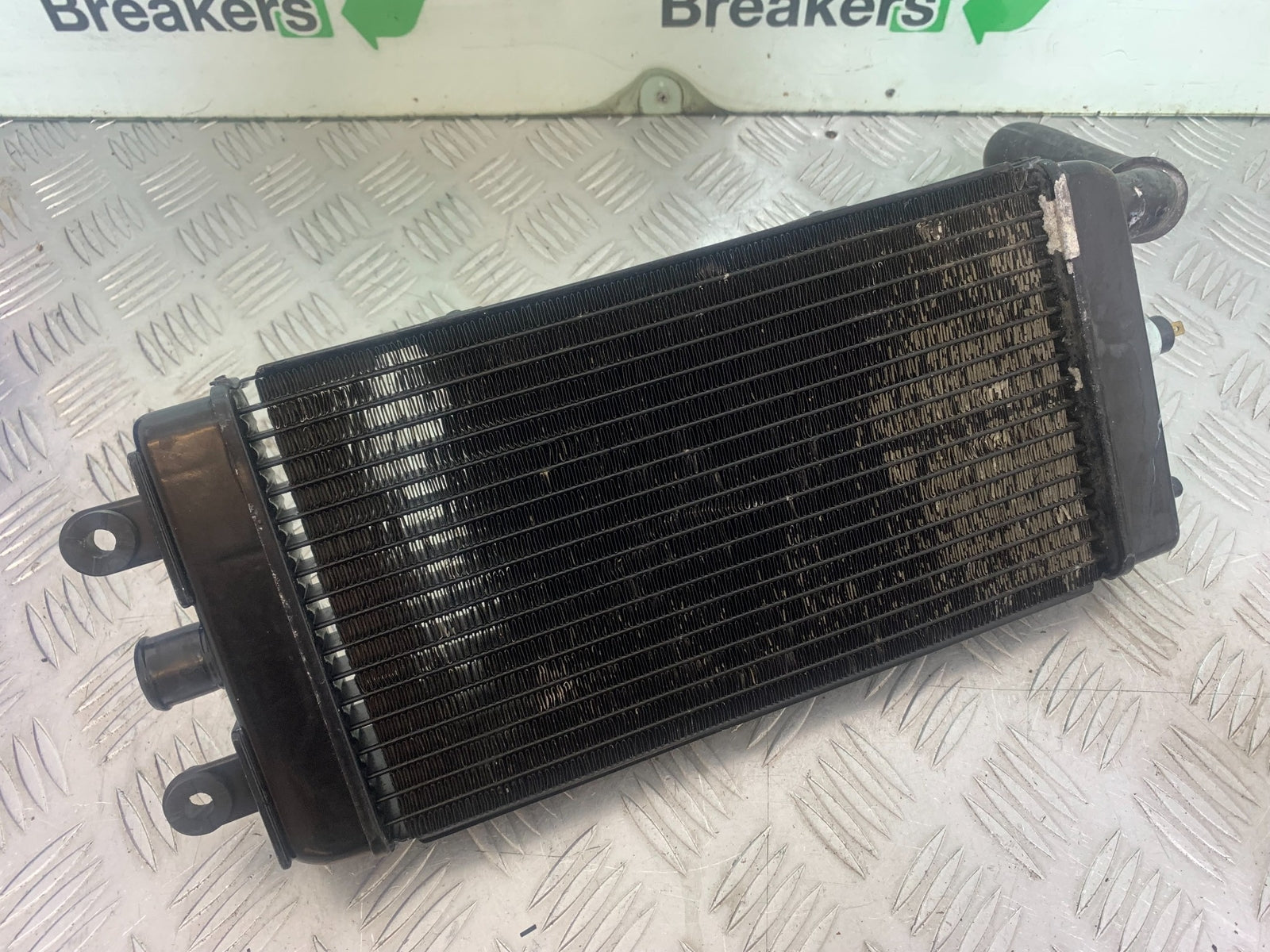 HONDA VTX1300 S-6 RADIATOR  YEAR 2004-09 (CMB1159)