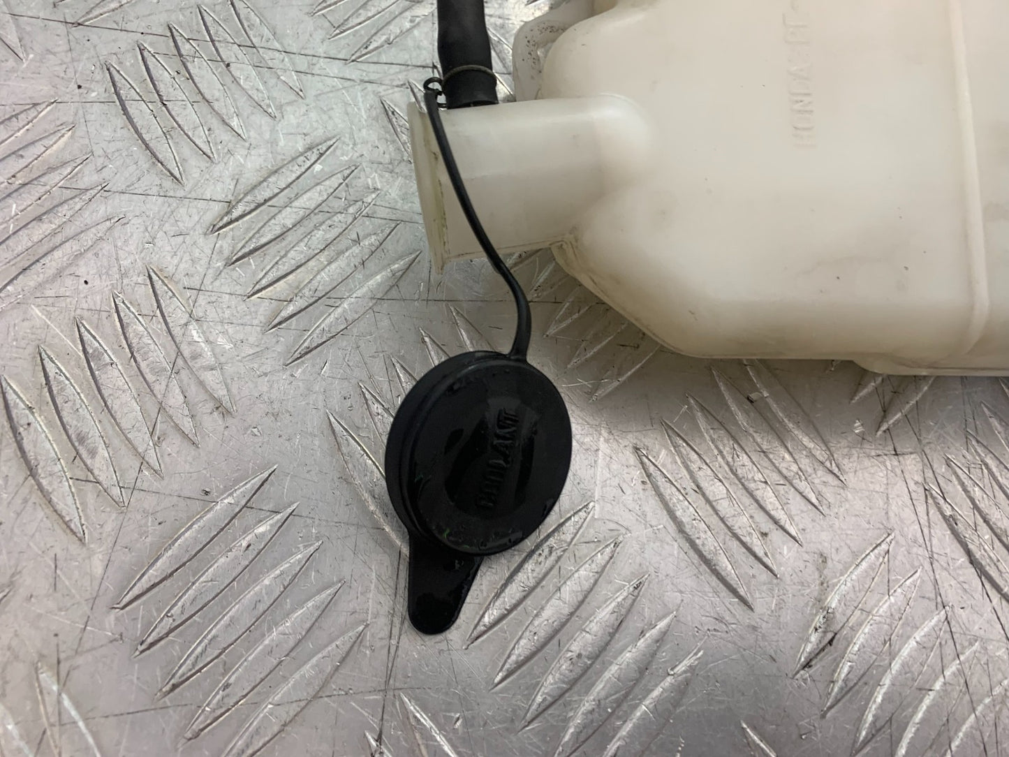 HONDA VFR800 PRE V-TEC COOLANT BOTTLE   YEAR 1998-2001 (CMB1233)
