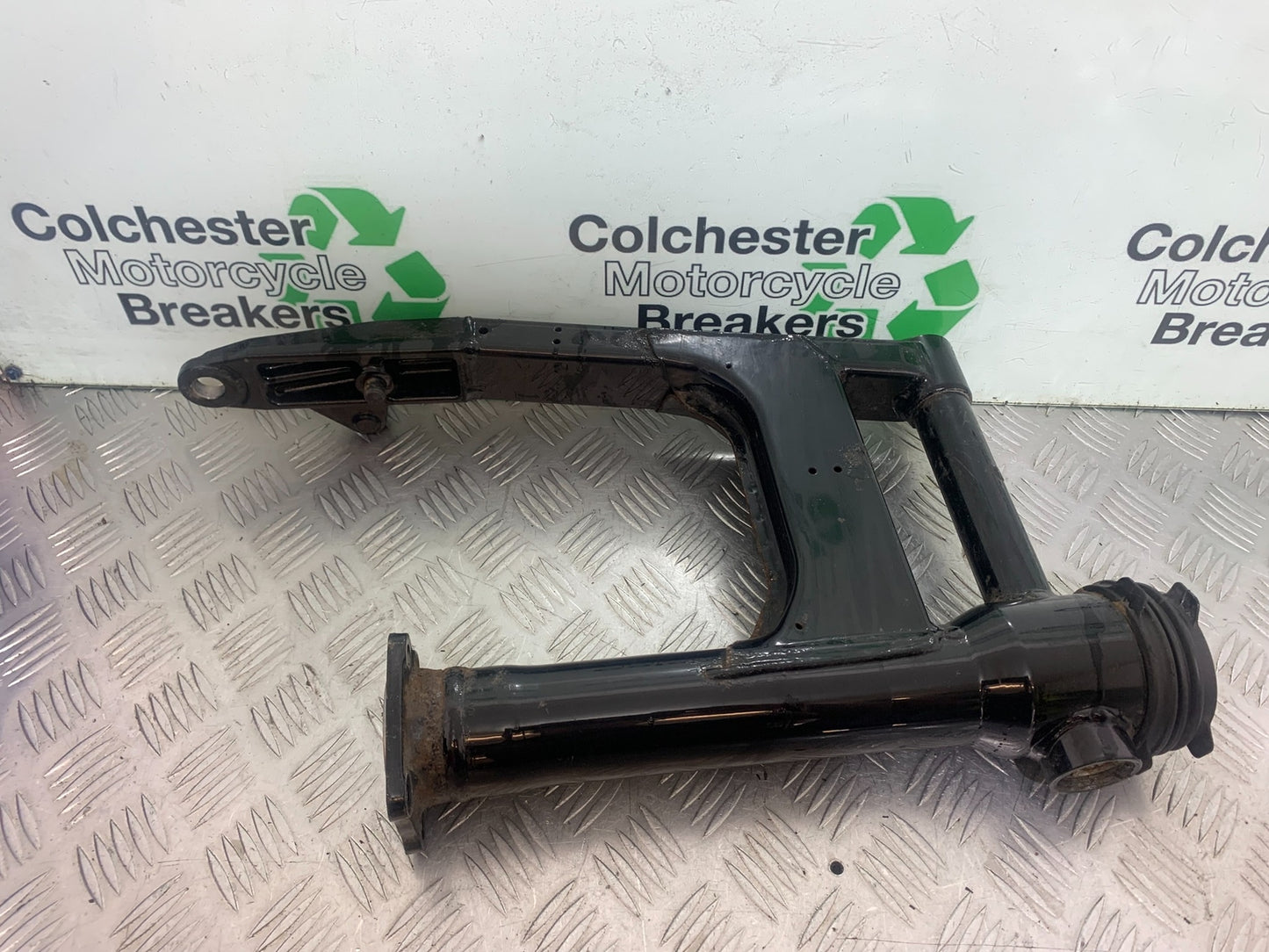HONDA VTX1300 S*6 SWINGARM   YEAR 2004-09 (CMB1159)