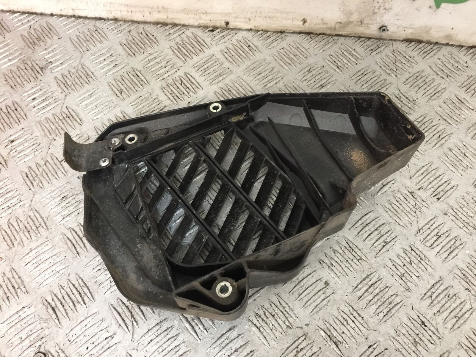 HONDA PCX125 PCX 125 RADIATOR COVER YEAR 2018-2020  (STOCK 760)