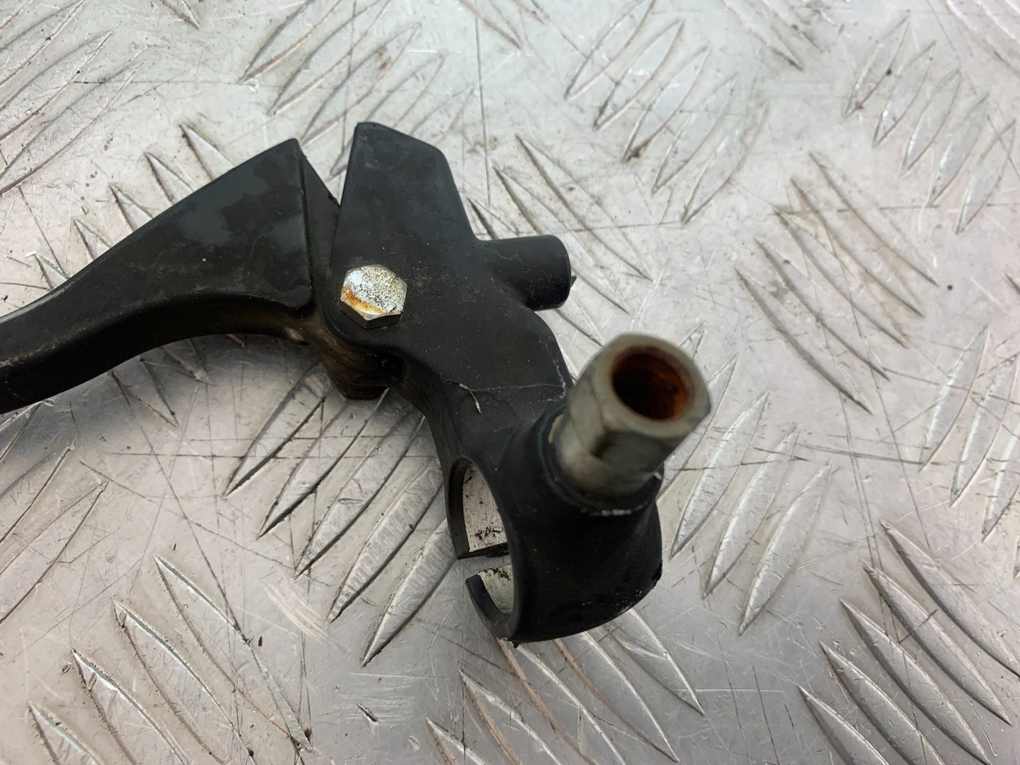 HONDA CBF125 CBF 125 CLUTCH LEVER AND BRACKET  YEAR 2009-14 (CMB1182)