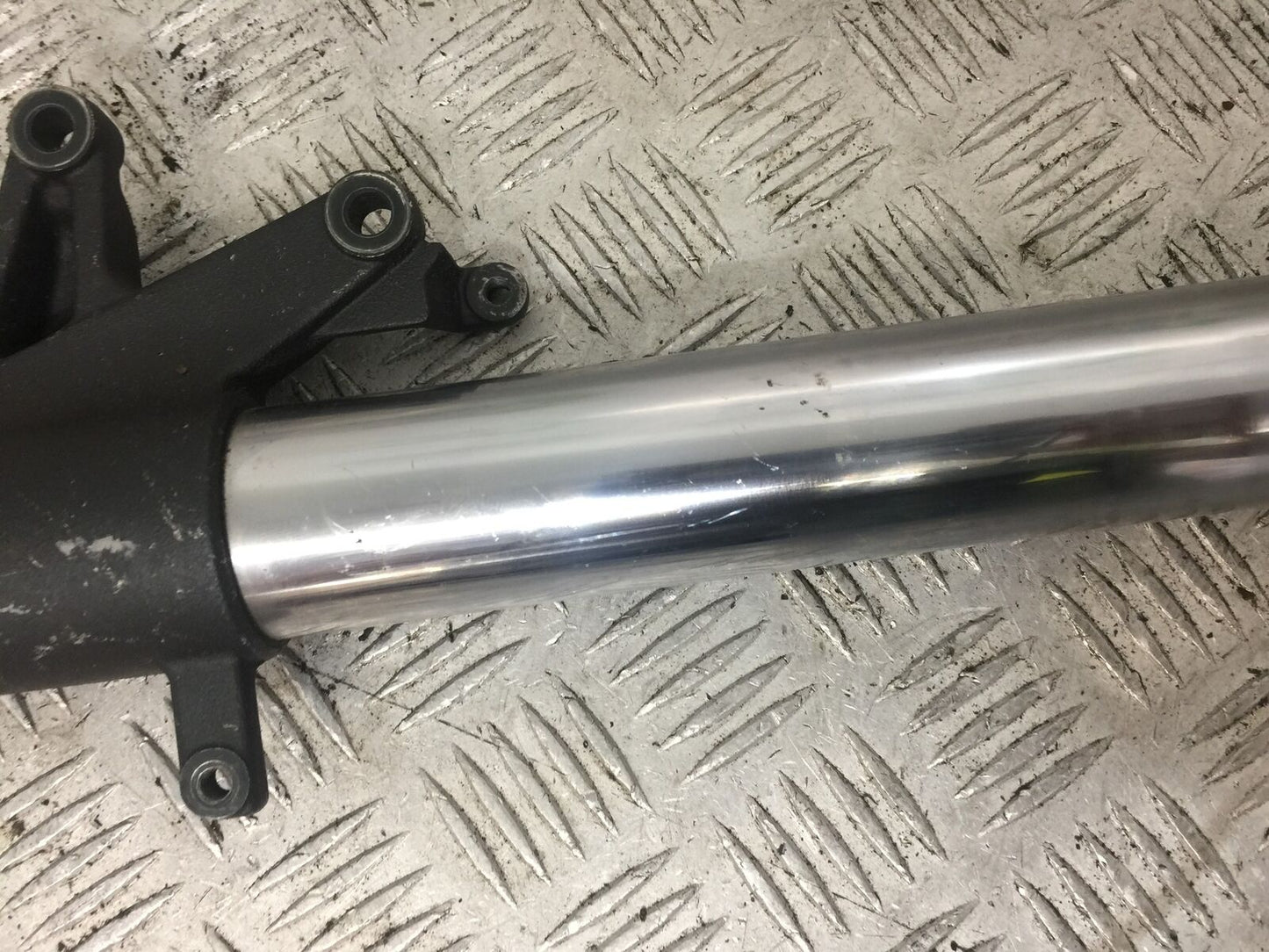 HONDA CBR929 FIREBLADE RIGHT FORK LEG  YEAR 2000-01