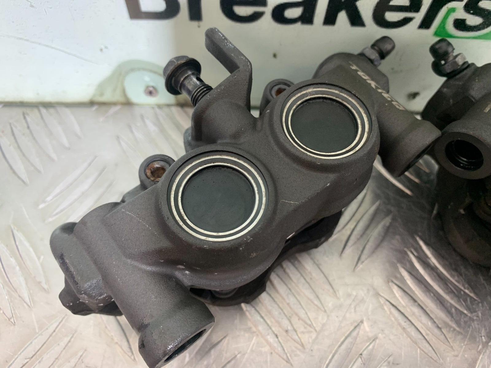 KAWASAKI ZX10R ZX 10R FRONT BRAKE CALIPERS   YEAR 2011-2015 (CMB1154)