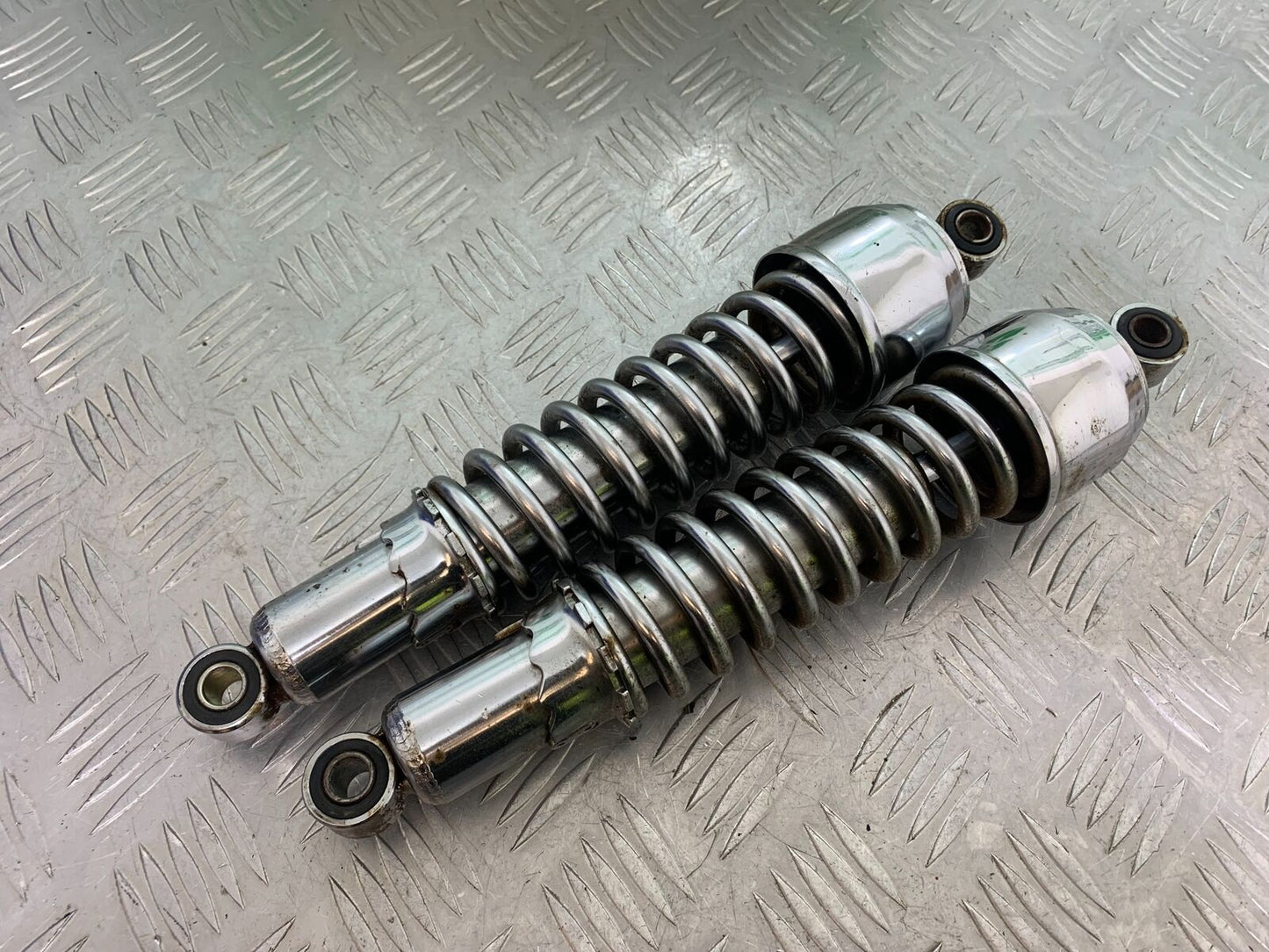 MUTT GT-SS 125 REAR SHOCKS  YEAR2020- 2024 (CMB1085)