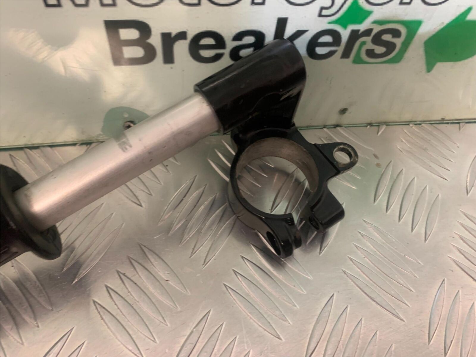 KAWASAKI ZX6R ZX6 J LEFT HANDLEBAR YEAR 2000 (STOCK 947)