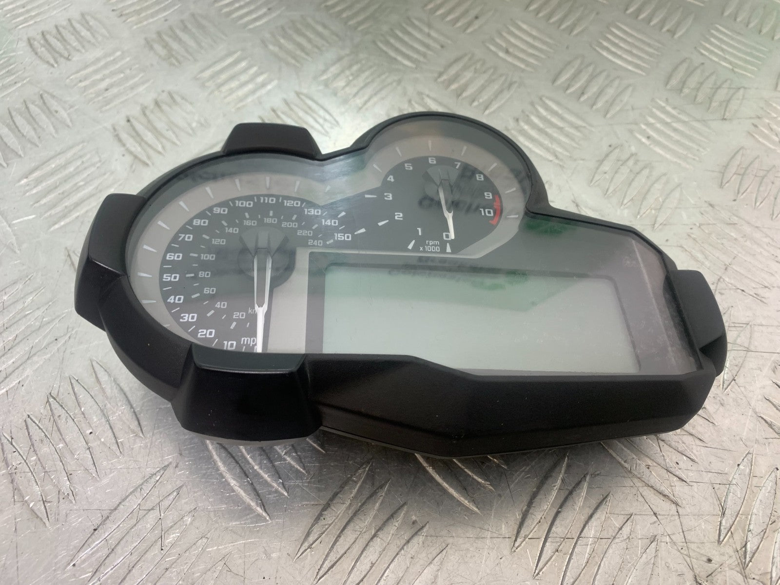 BMW R1200 R 1200 GS CLOCKS SPEEDO DASH   YEAR 2013-2016 (CMB1257)