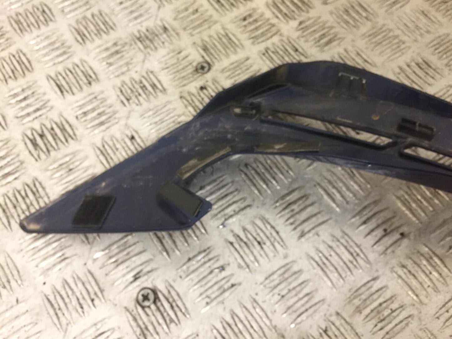 HONDA CB650 F CB 650 FA-H LEFT SEAT PANEL YEAR 2017-2019 (STOCK 710)