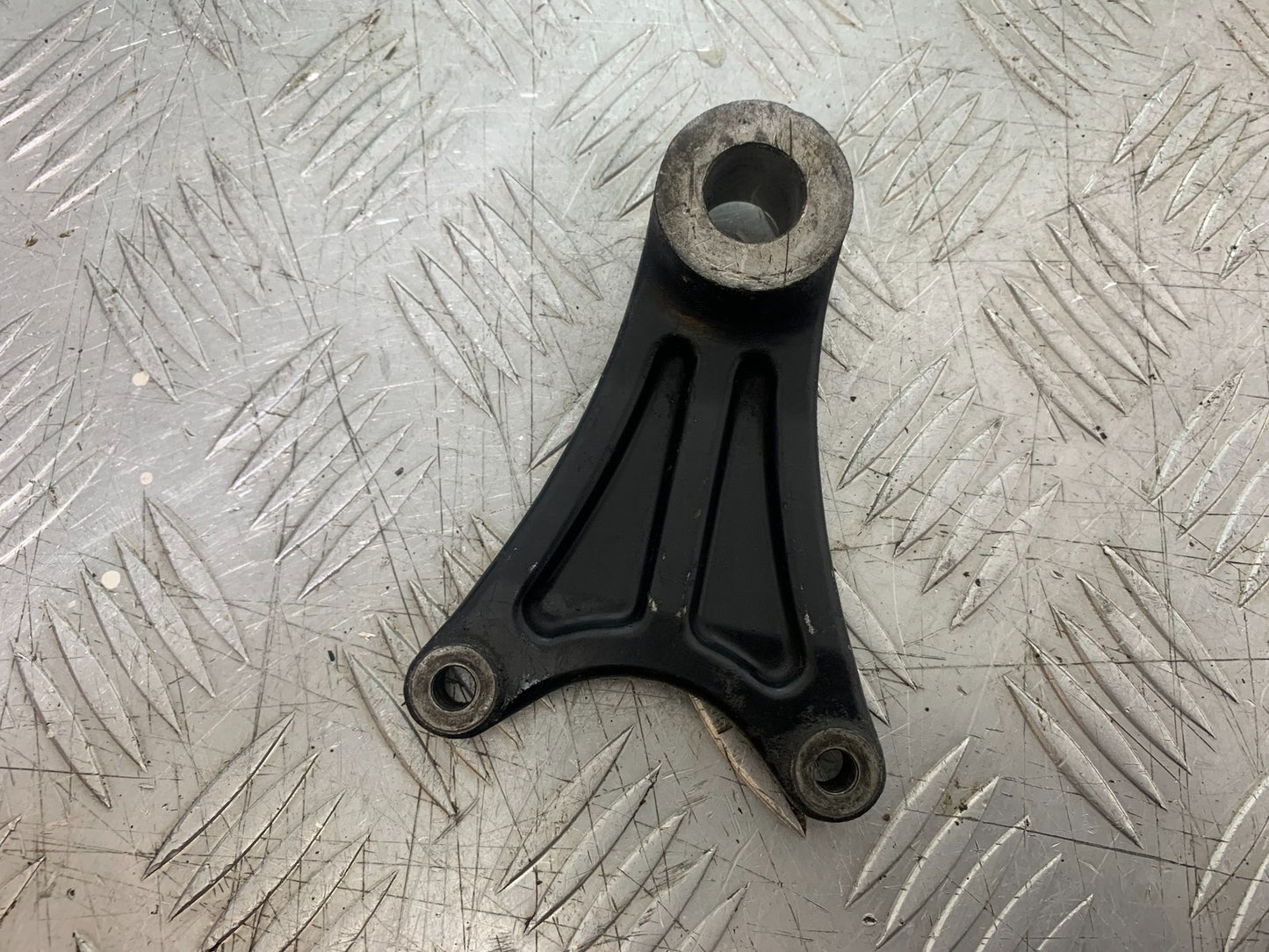 SUZUKI GSX1100 G GSX 1100 G REAR CALIPER BRACKET  1991-1996 (CMB1283)