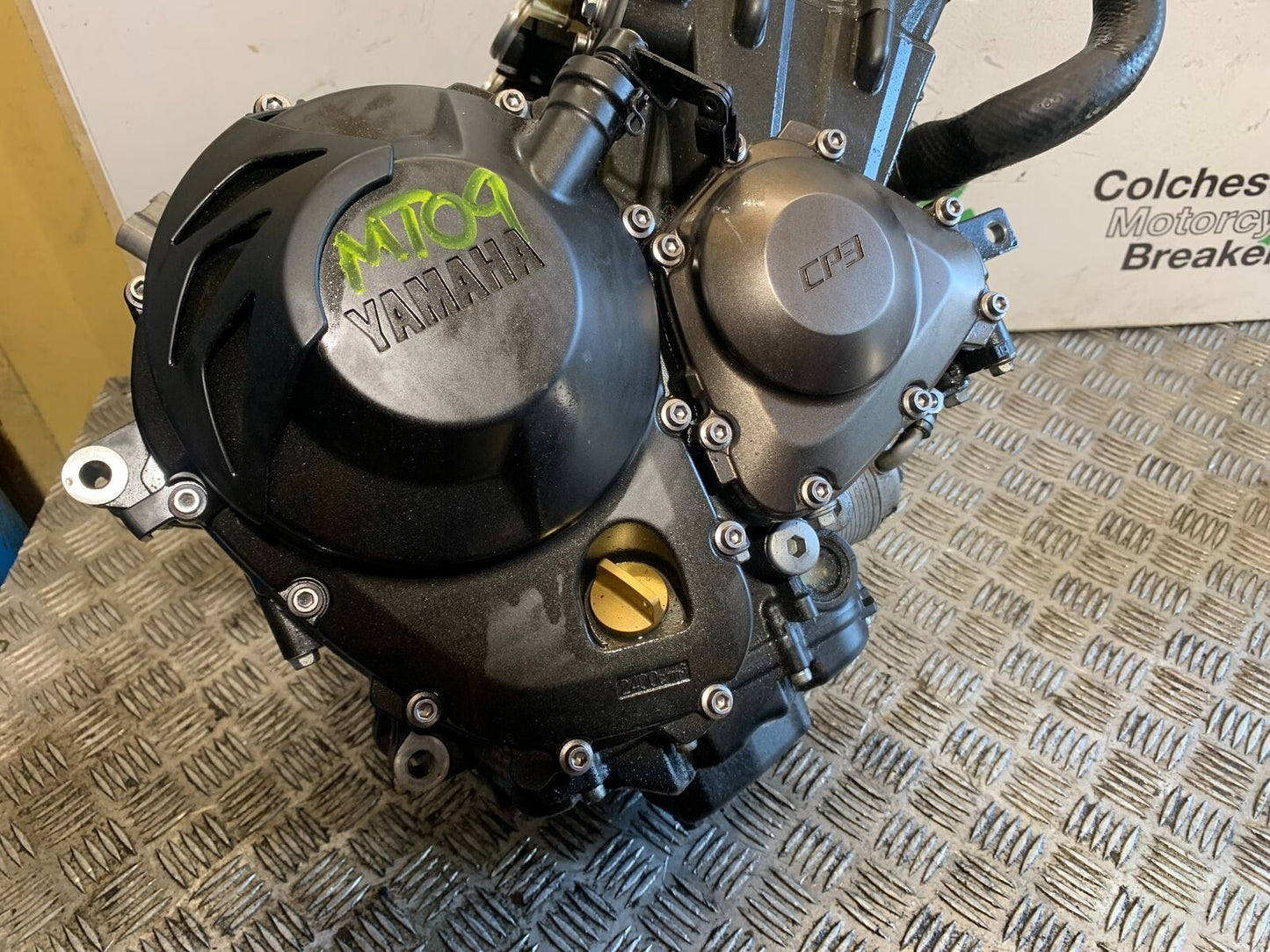 YAMAHA MT09 MT-09 ENGINE YEAR 2013-2016  (STOCK 997)
