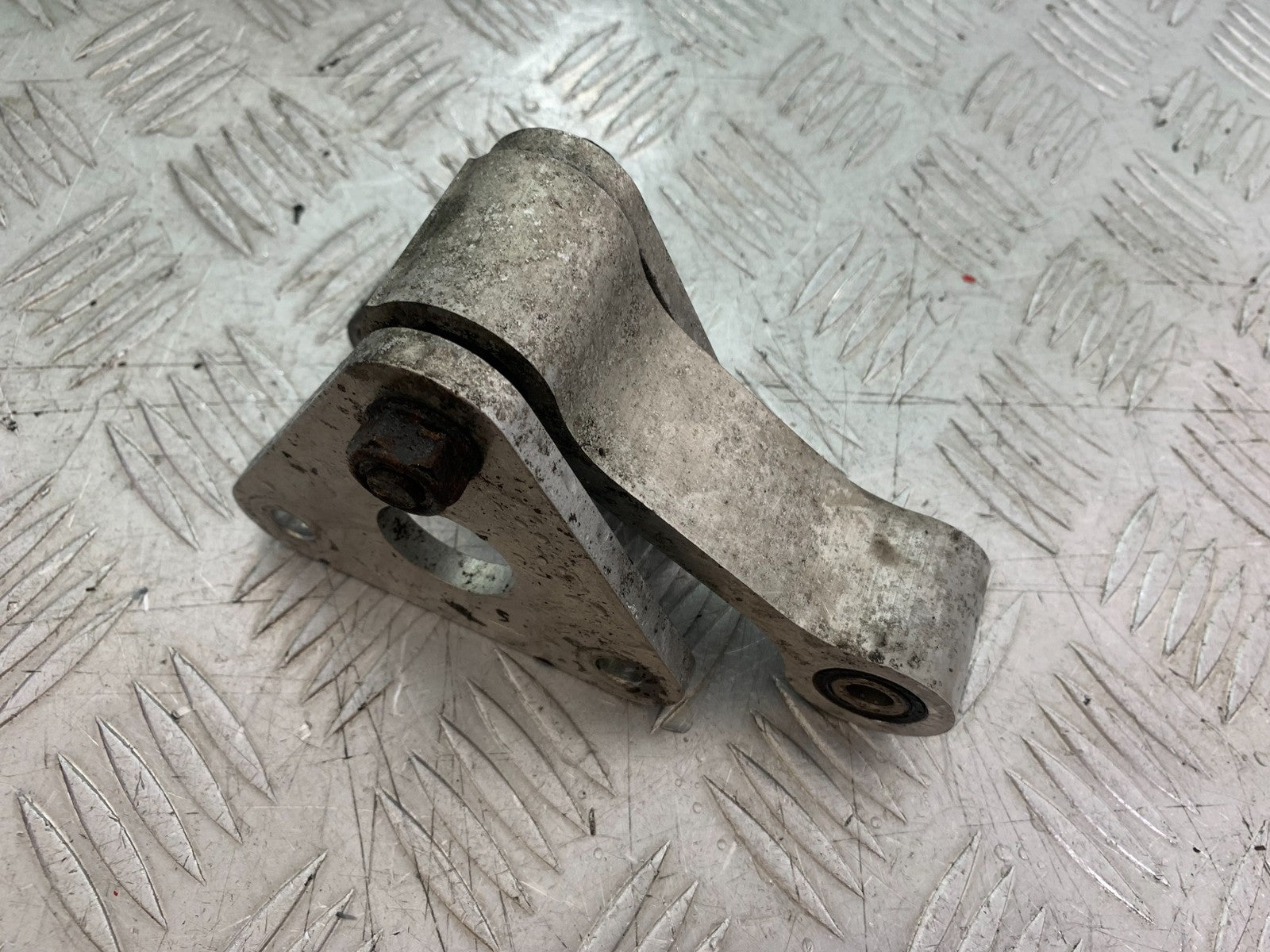 HONDA CBR1100 BLACKBIRD REAR SHOCK LINKAGE  YEAR 1999-2005 (CMB1232)