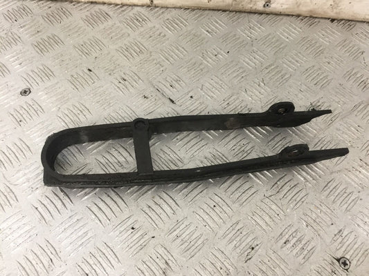 HONDA CBR1000 rr FIREBLADE CHAIN GUIDE  YEAR 2004  (STOCK 853)