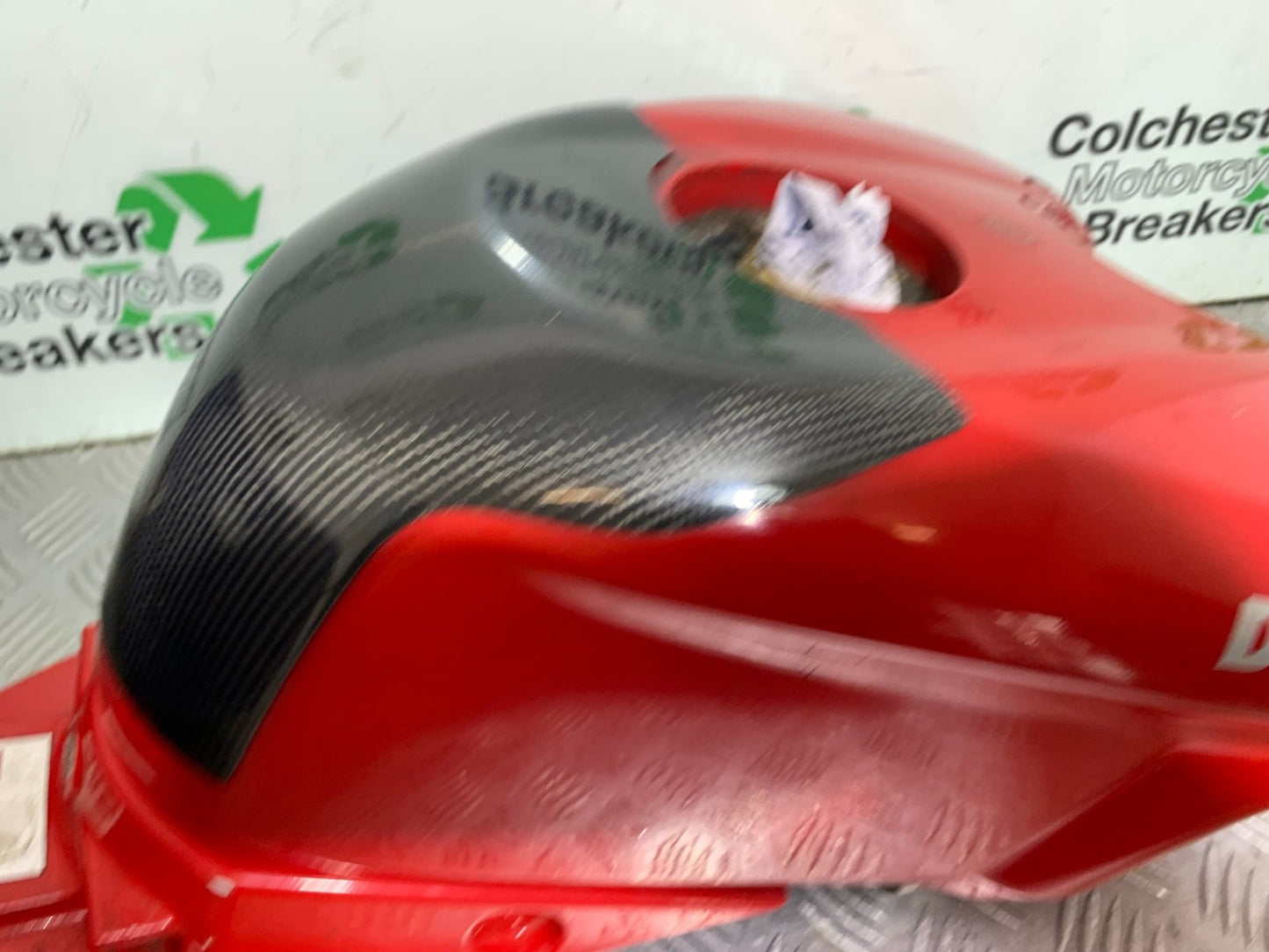 DUCATI 848 PETROL TANK  YEAR 2008-2010 (CMB1323)