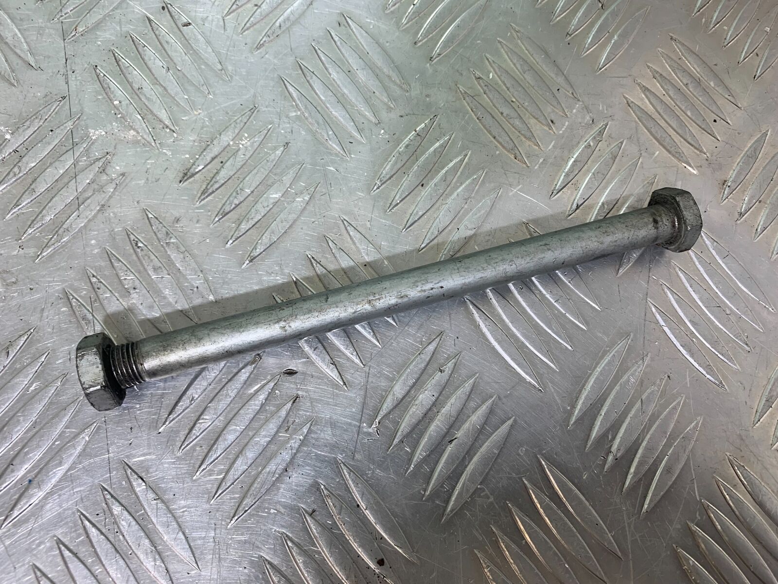 APRILIA RS50 RS 50 SWINGARM SPINDLE  YEAR 1996-1998 (CMB1132)