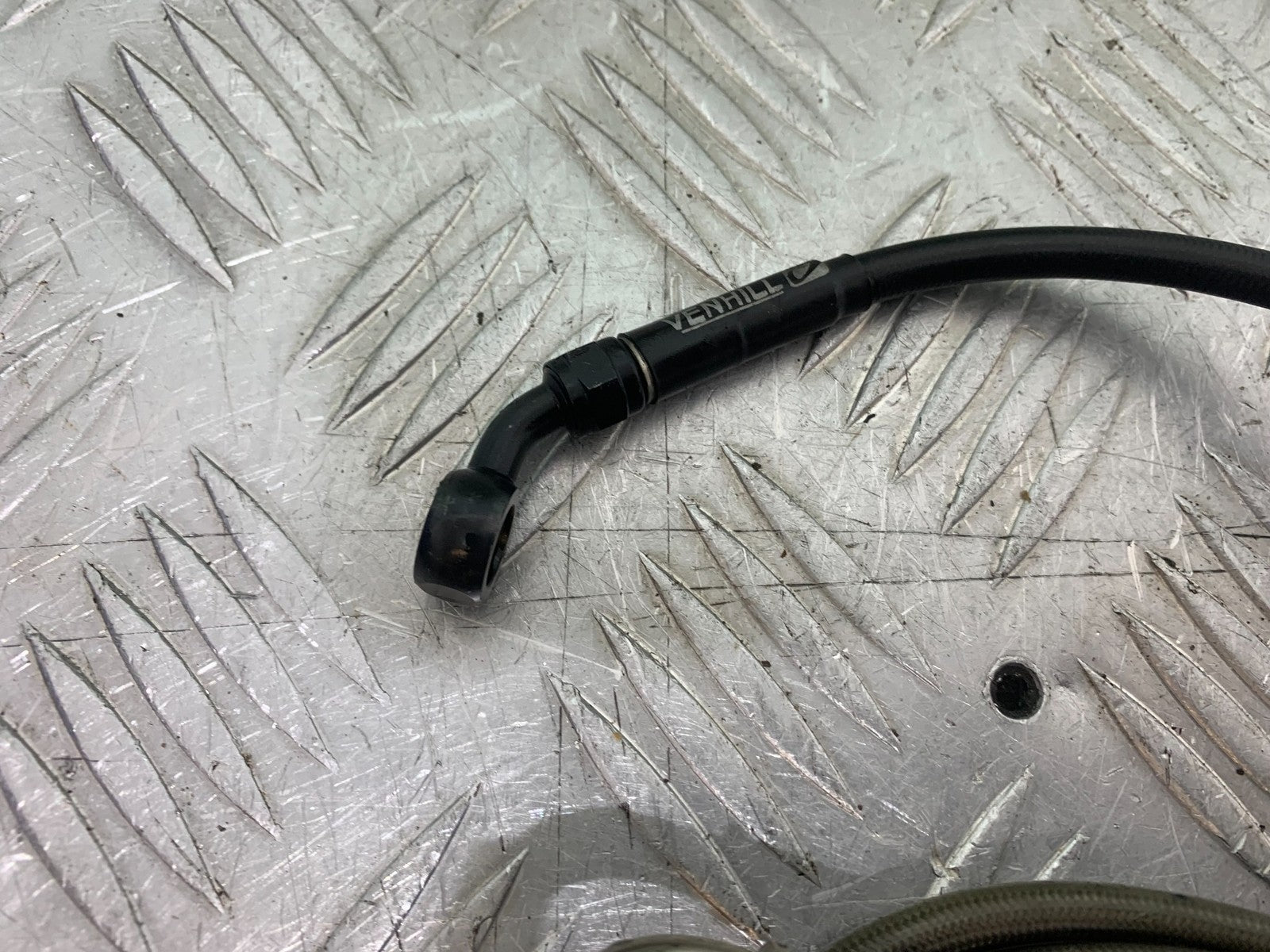 YAMAHA YZF R1 4C8 FRONT AND REAR BRAIDED BRAKE LINES YEAR 2007-2008 (CMB1237)