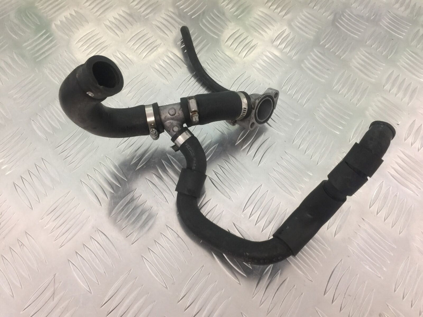 HONDA CBR600 RR COOLANT PIPE YEAR 2005-2006 (STOCK 933)