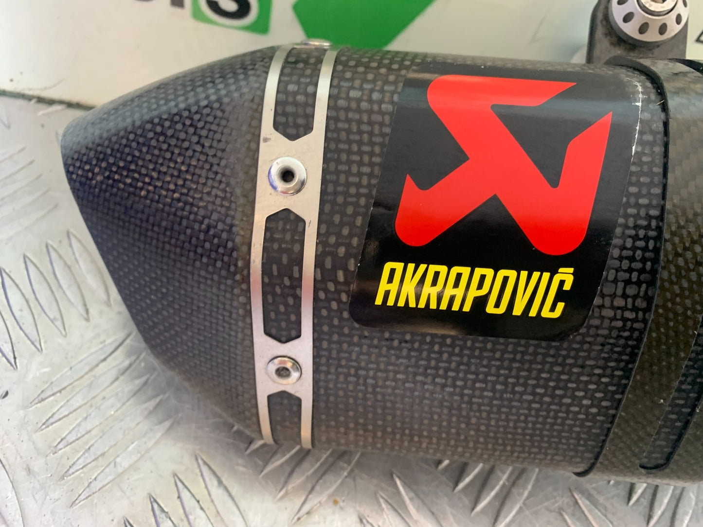 APRILIA RSV4 FACTORY AKRAPOVIC FULL EXHAUST SYSTEM  YEAR 2009-2012(CMB1224)