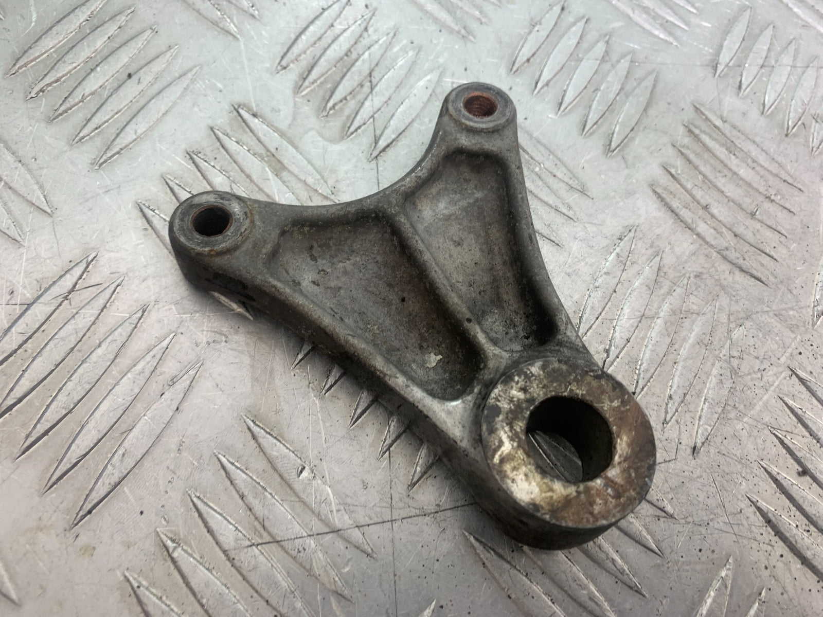 SUZUKI SV650 SV 650 mk1 REAR CALIPER BRACKET   YEAR 1999-2002 (CMB1160)