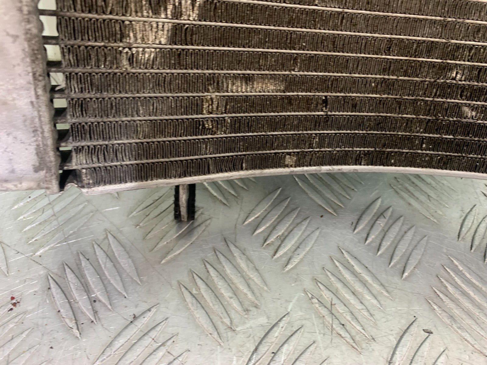 DUCATI 996 SPS 748 916 998 RADIATOR  1999-2000 (CMB1209)