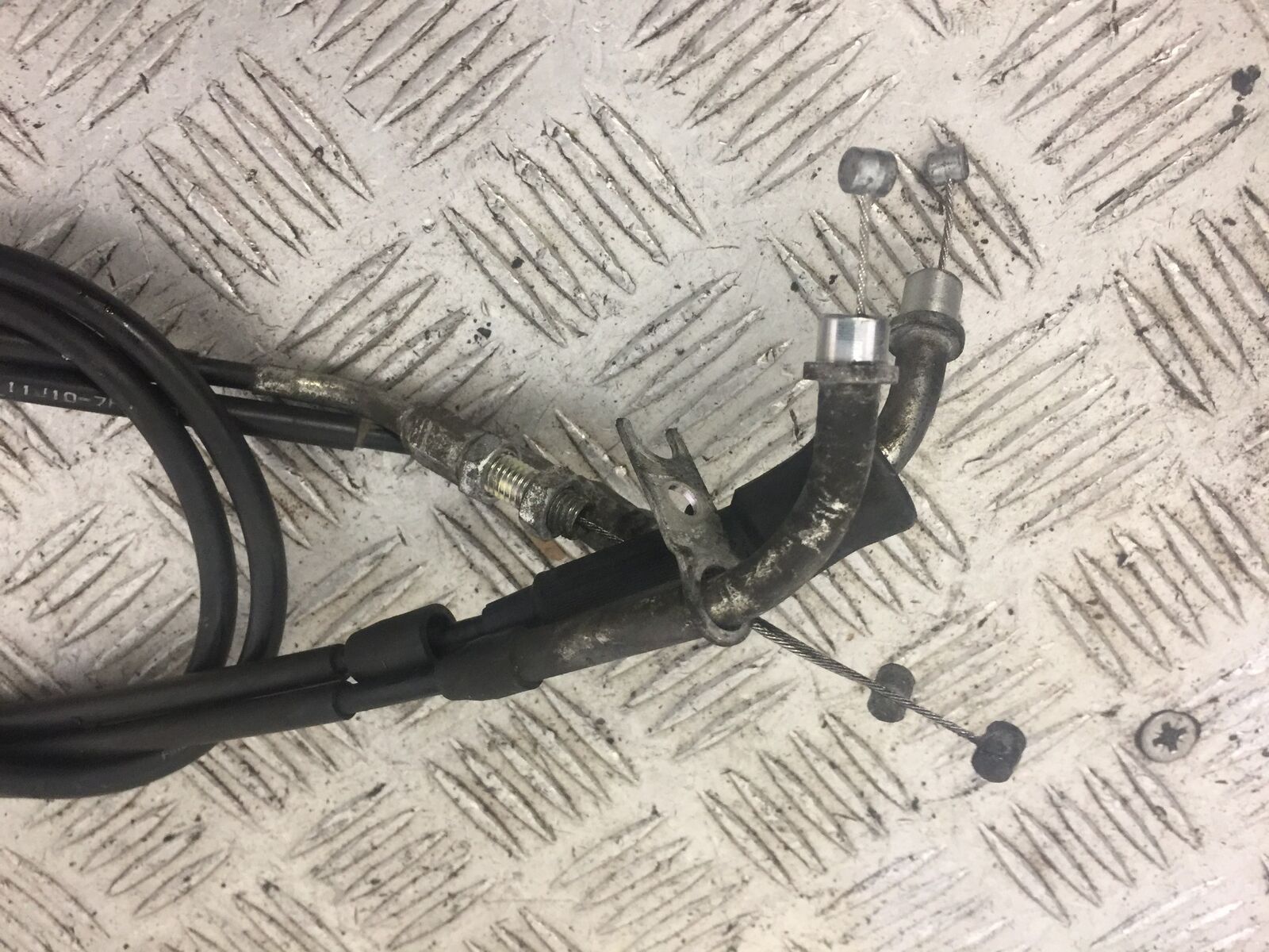SUZUKI DL 650 V-STROM THROTTLE CABLES YEAR 2017 (STOCK 638)