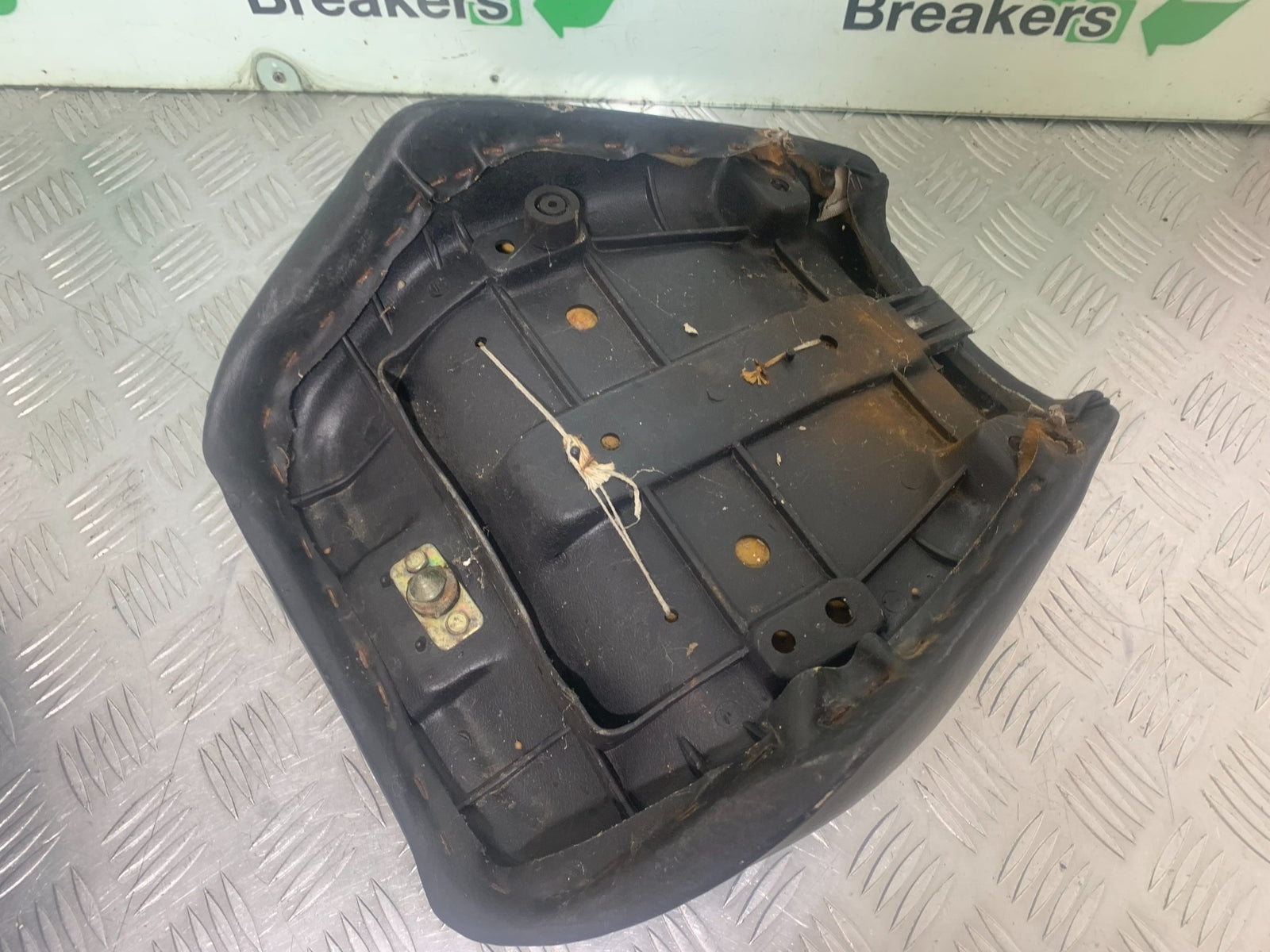 PIONEER XF250 FRONT SEAT YEAR 2009 (CMB1143)