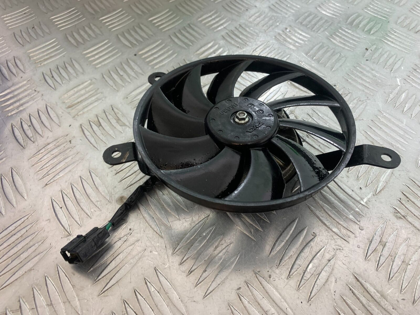 TRIUMPH TIGER 800 RADIATOR FAN   YEAR 2011-2014 (CMB1113)