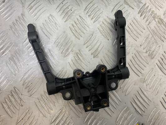 KTM 790 DUKE SEAT CATCH/BRACKET  YEAR 2018-2021  (CMB11150)