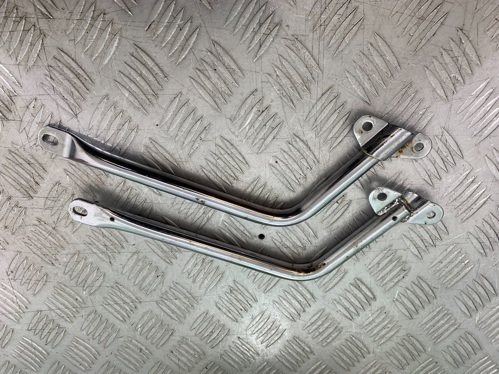 BSA 650 GOLD STAR REAR MUDGUARD STAYS   YEAR 2022-2025 (CMB1262)
