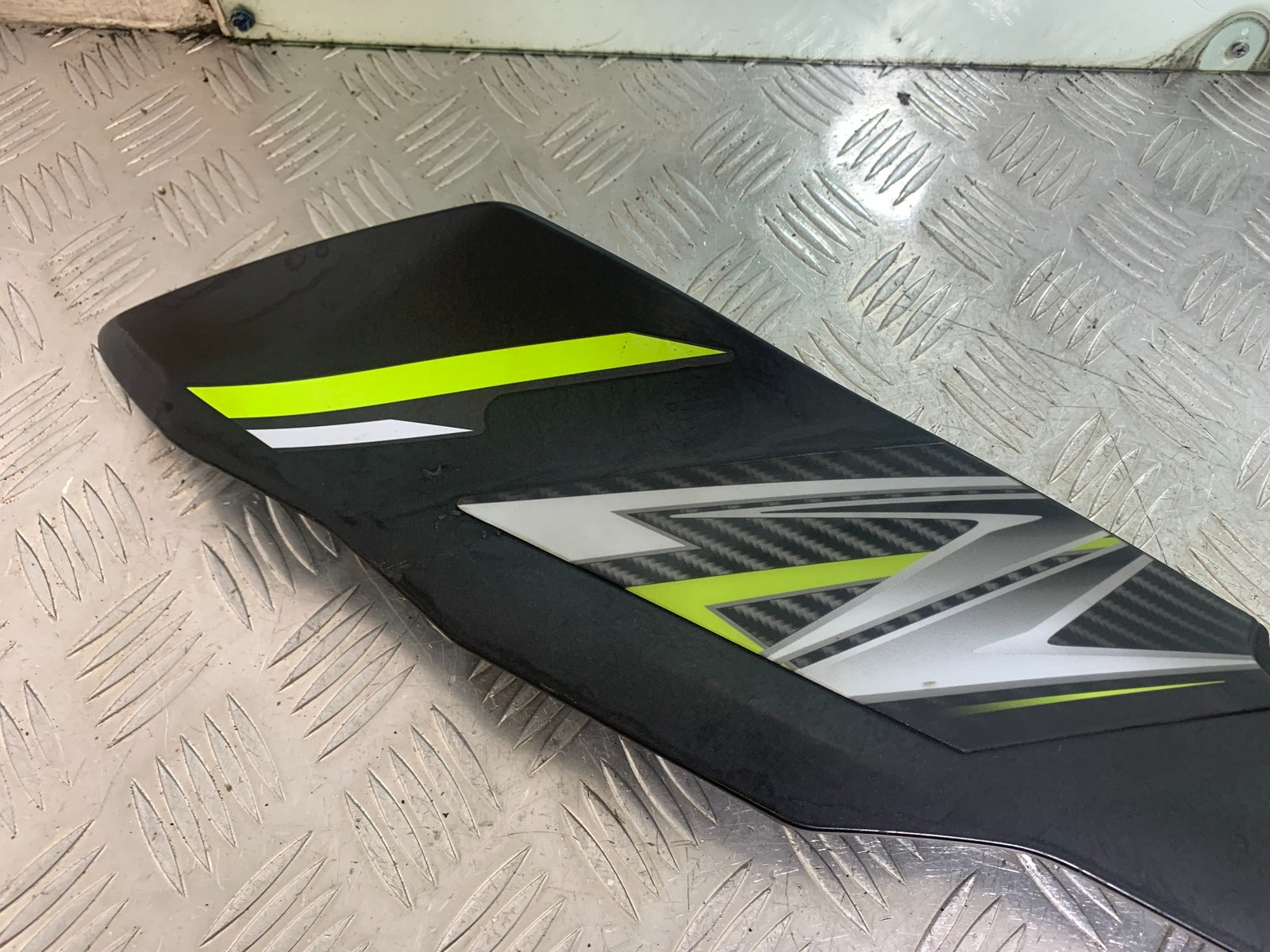 KAWASAKI Z125 Z 125 LEFT SIDE FAIRING  YEAR  2018-2023 (CMB1167)