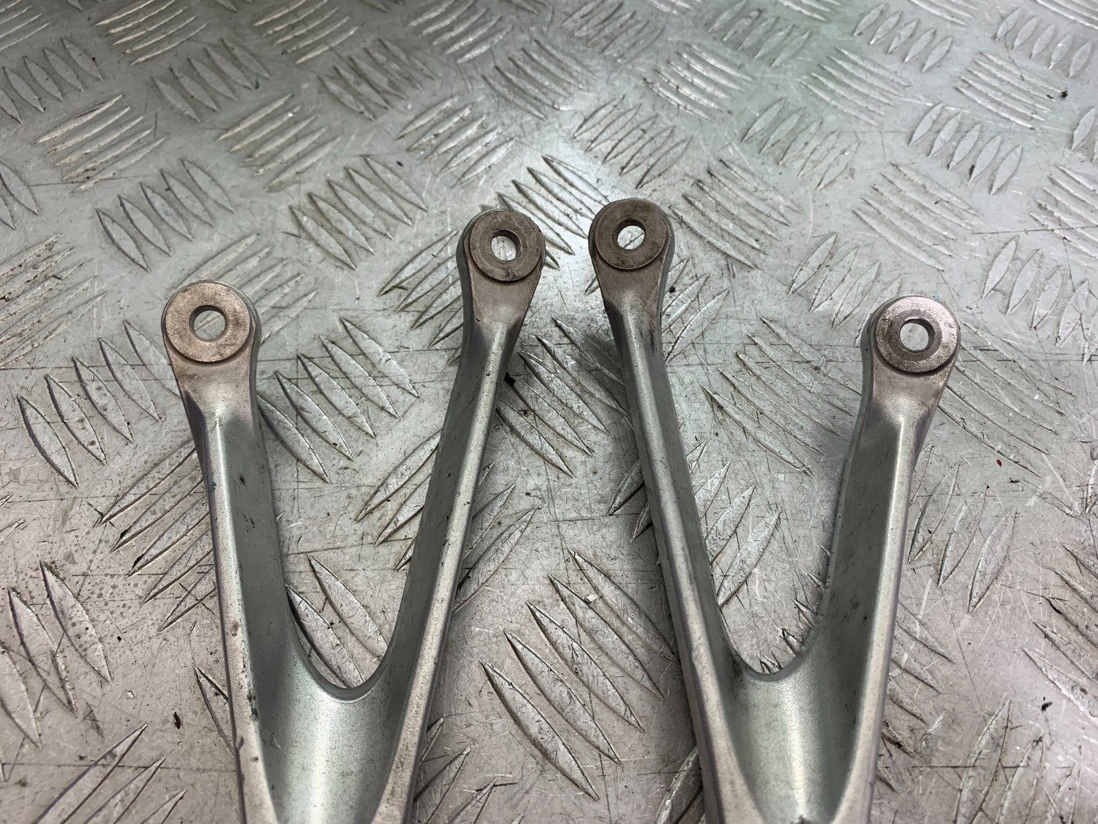 HONDA CBR1000 rr FIREBLADE REAR HANGERS & PEGS  2008-2011 (CMB1253)