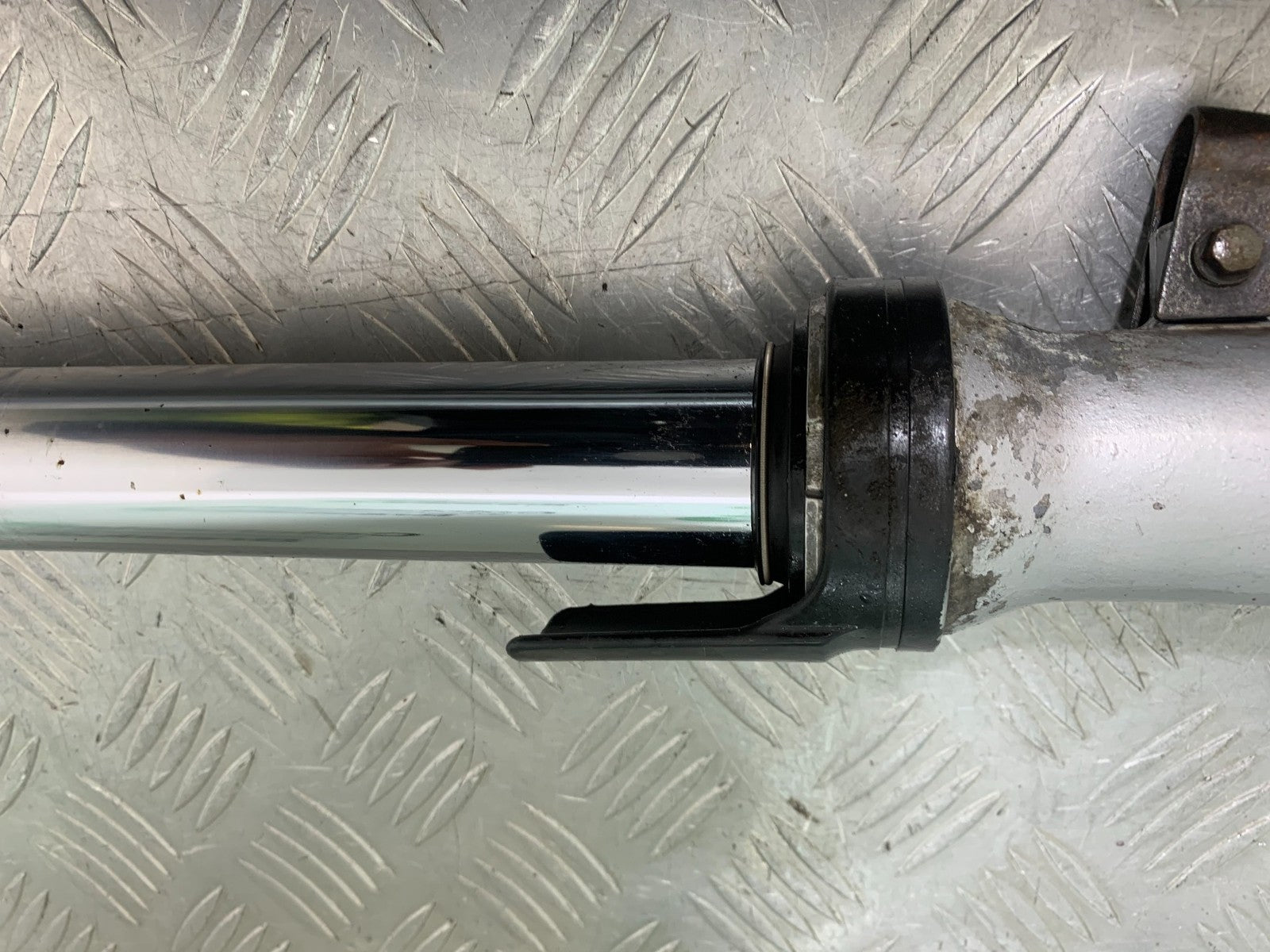 YAMAHA FZS600 FAZER 600 FORKS   YEAR 1998-2001 (CMB1267)