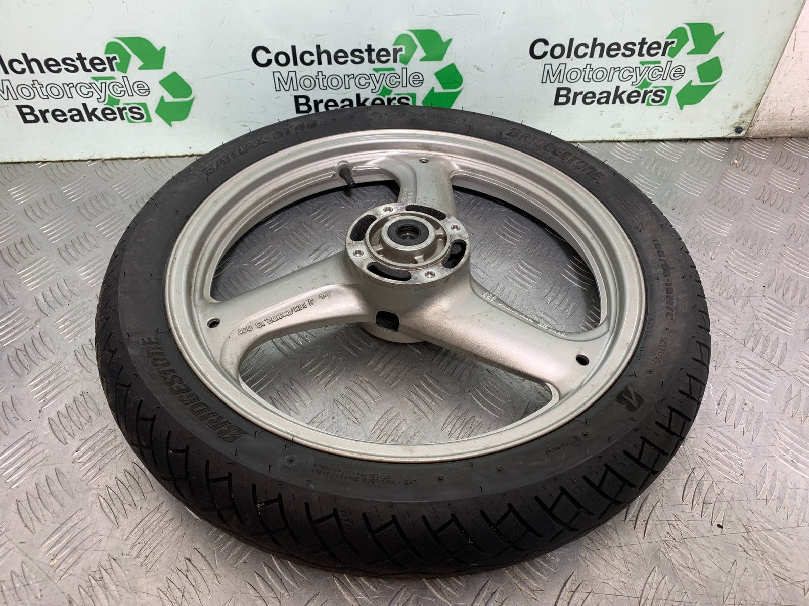 HONDA XL125 VARADERO FRONT WHEEL  YEAR 2001-2006  (CMB1304)