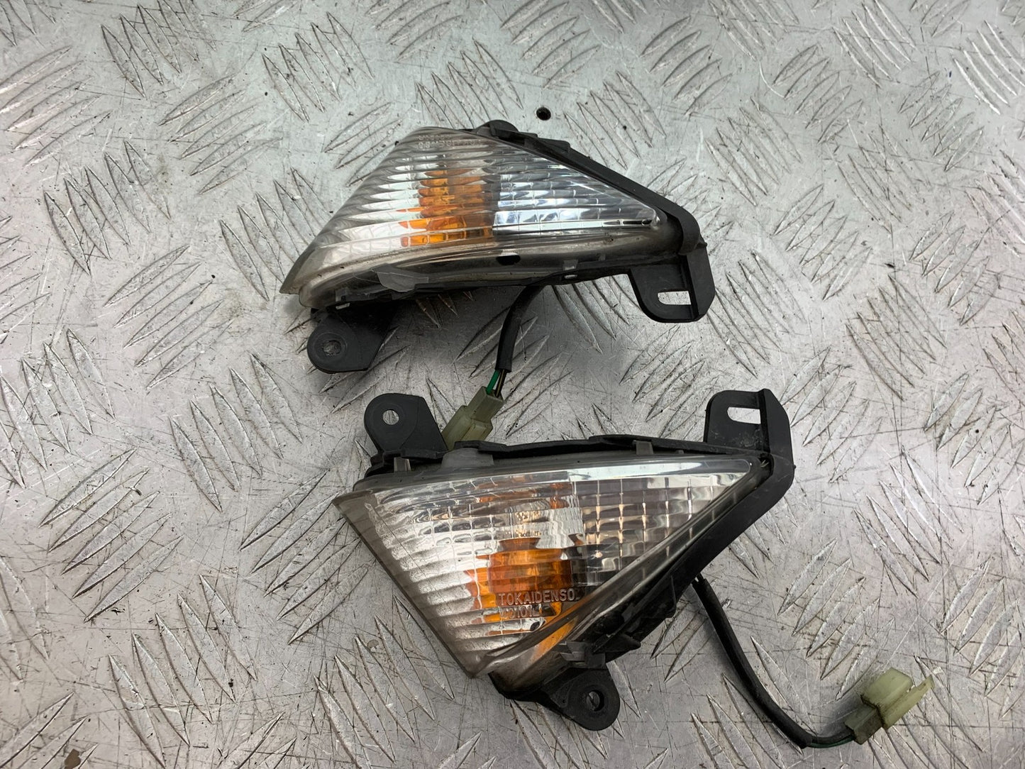 KAWASAKI GTR1400 GTR 1400 FRONT INDICATORS  YEAR 2007-2009 (CMB1306)