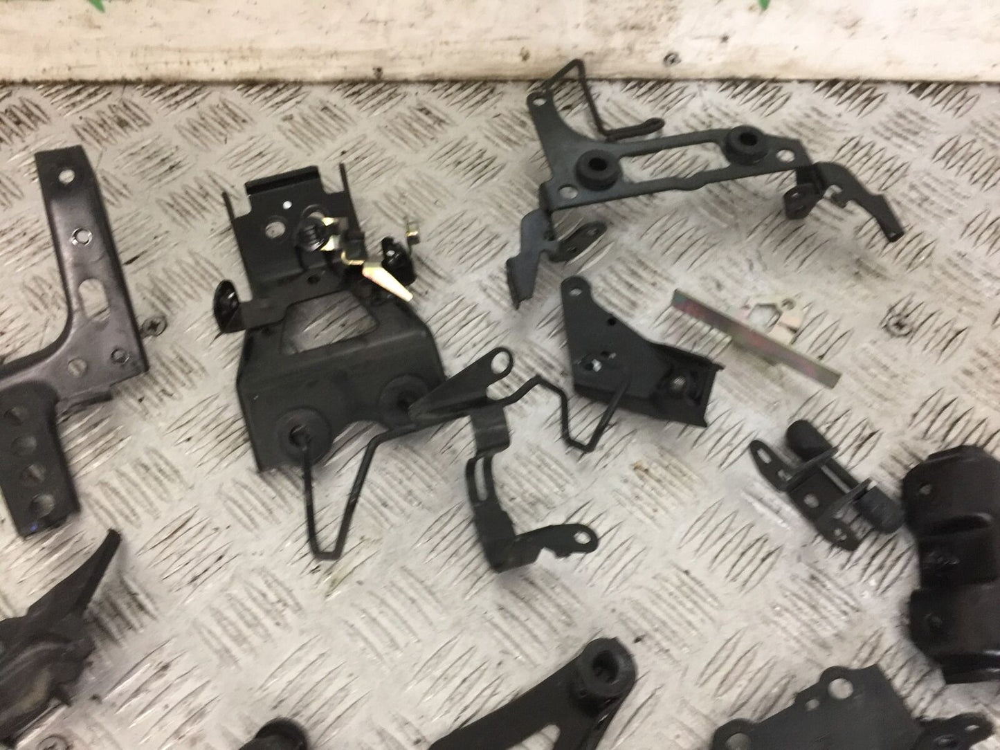 YAMAHA MT03 JOB LOT BRACKETS  YEAR 2018  (STOCK 801)