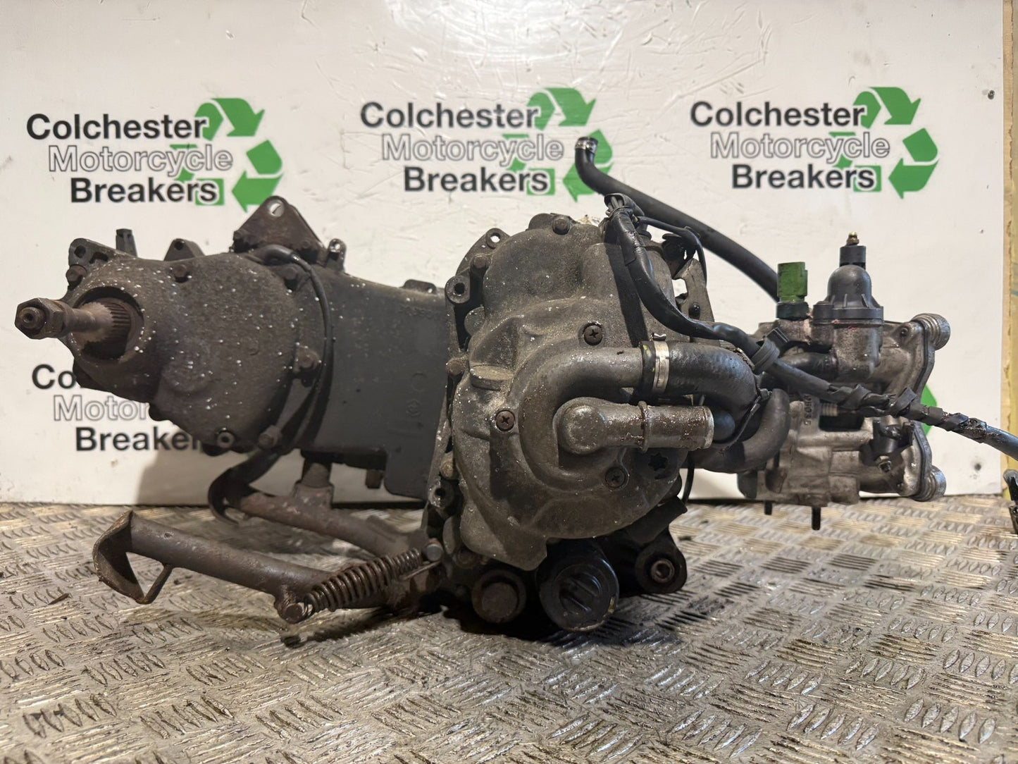 PIAGGIO VESPA GTS 125 GTS125 ENGINE YEAR 2012 (CMB1261)