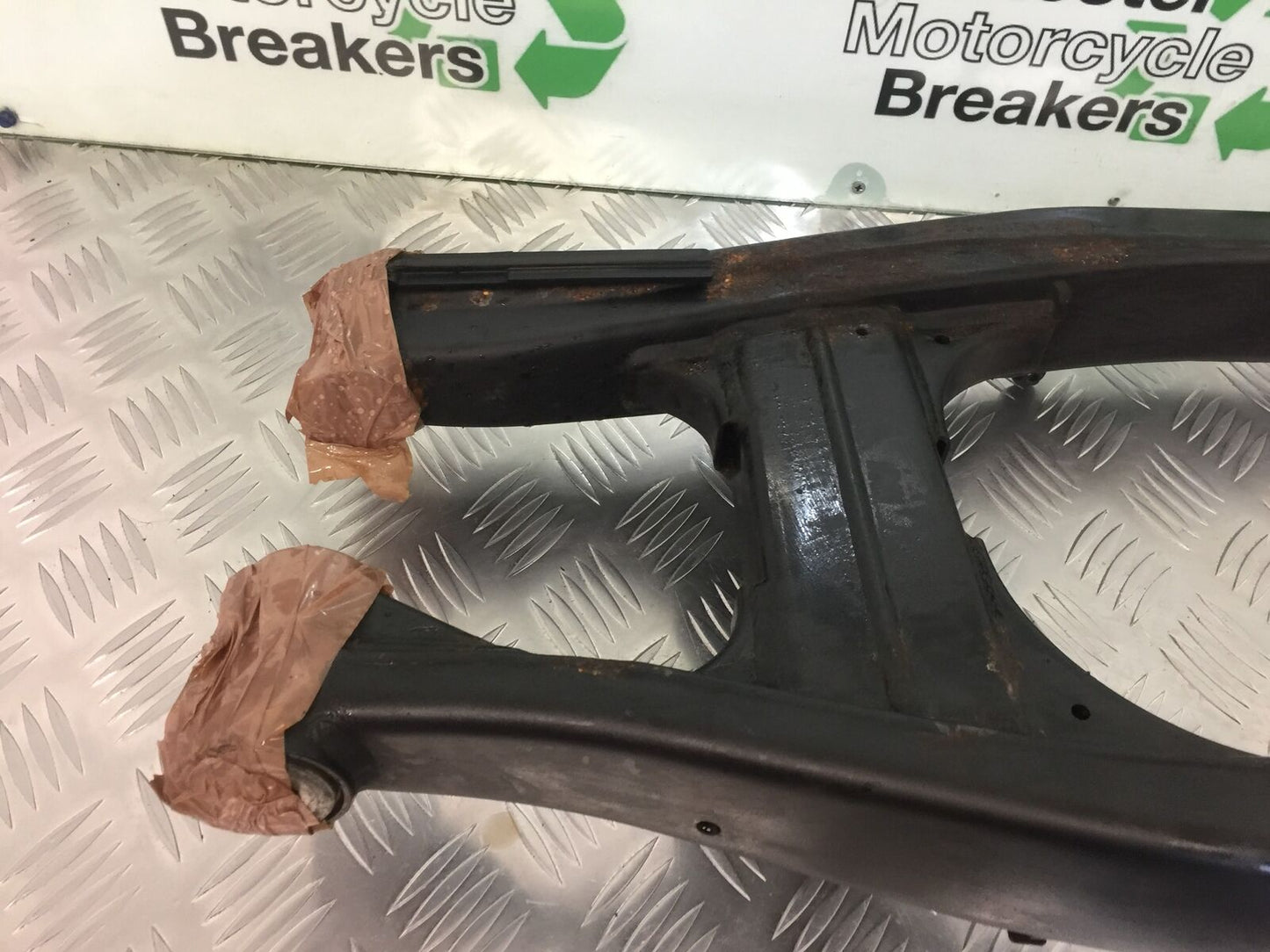 KAWASAKI VN 650 VULCAN SWINGARM  YEAR 2017-2021 (STOCK 924)