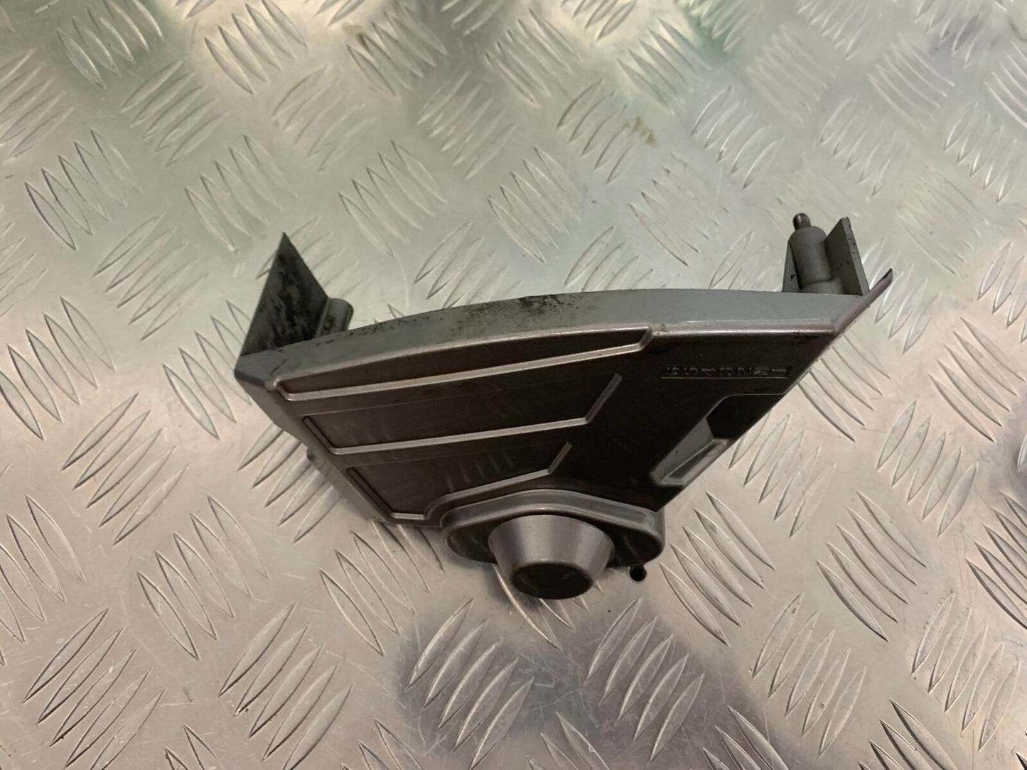 SUZUKI DL 650 V-STROM SPROCKET COVER  YEAR 2006 2011 (STOCK 954)