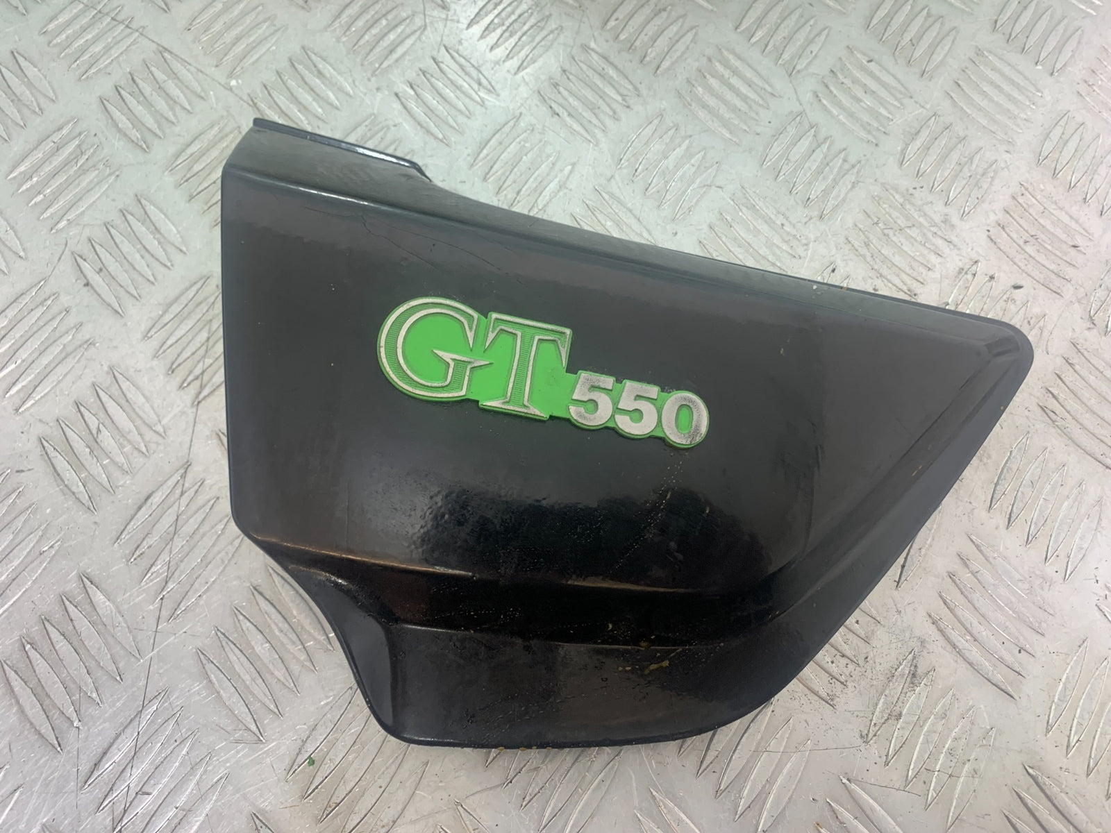 KAWASAKI GT550 GT 550 LEFT SEAT PANEL  YEAR 1984-87 (CMB1141)