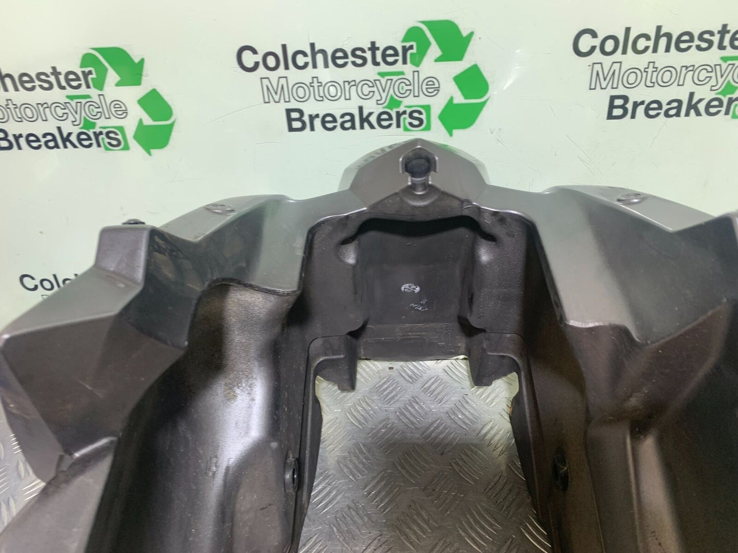 KTM 990 SUPERMOTO T PETROL TANK   YEAR 2010-2011  (CMB1127)