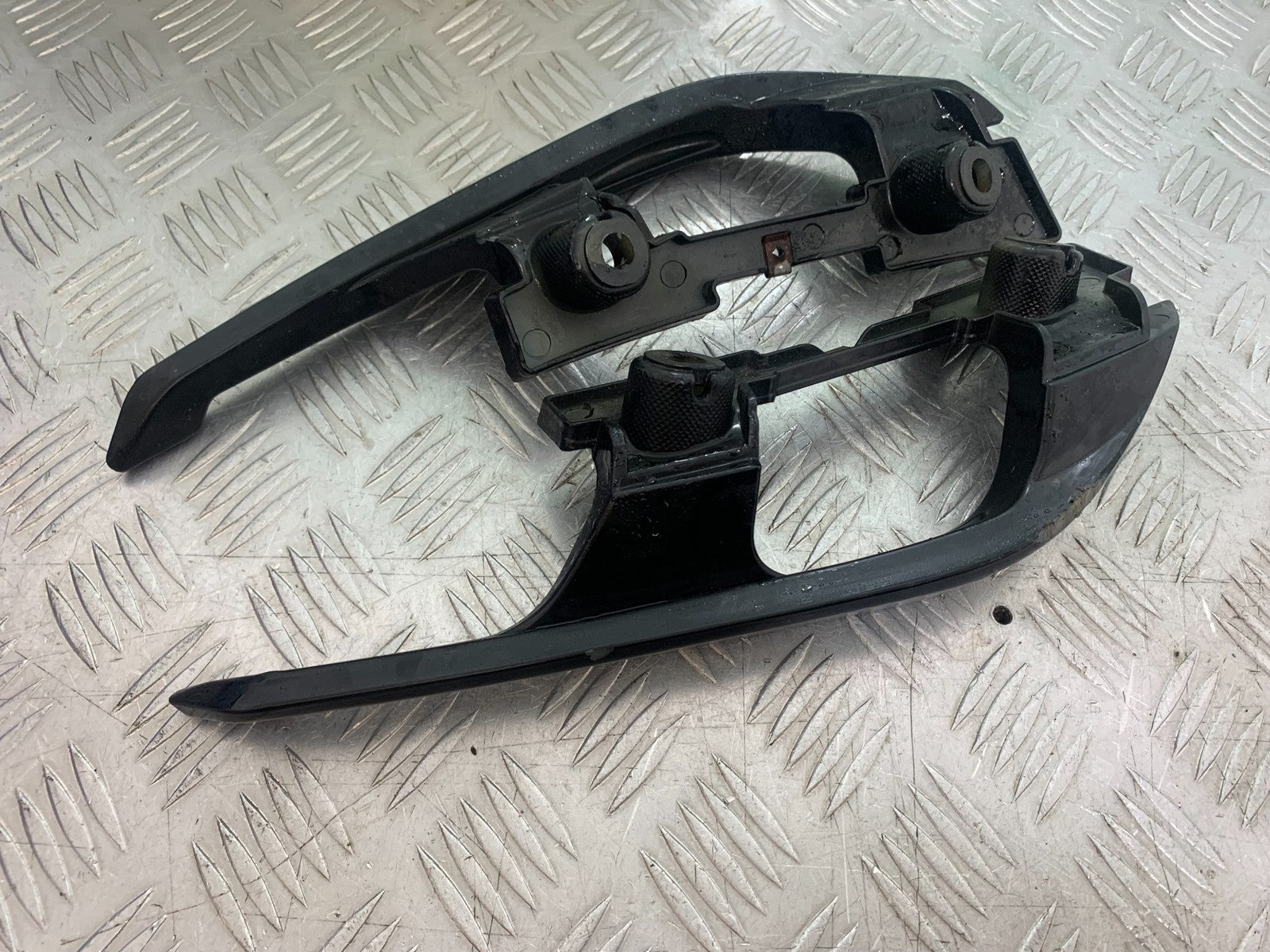 NECO ALEXONE 125 GRAB RAILS  YEAR 2016-2022  (CMB1273)