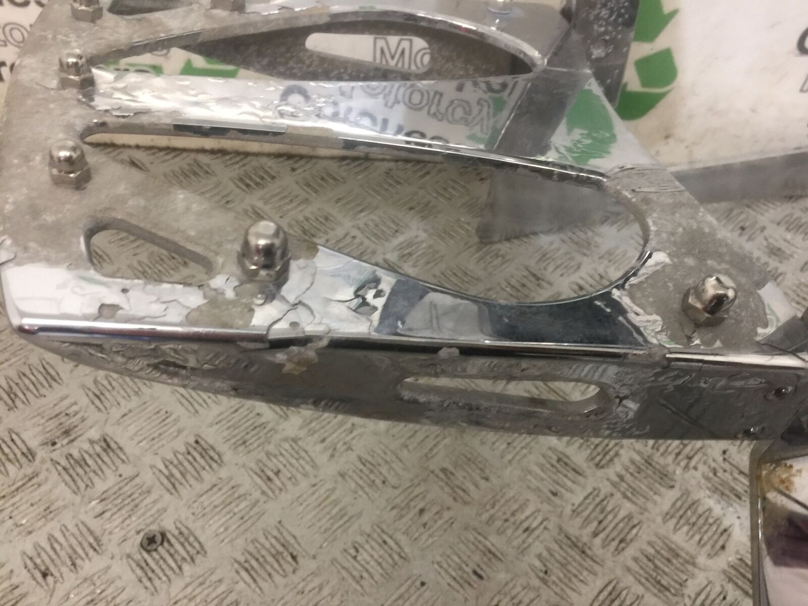 SUZUKI VLR1800 VLR 1800 BACK REST RACK   YEAR 2010 (STOCK 815)