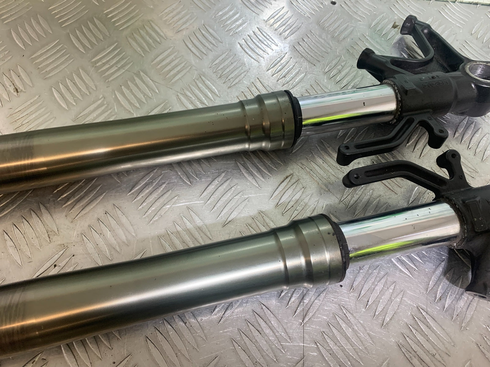 KAWASAKI ZX6R FORKS YEAR 2009-2012 (CMB1136)